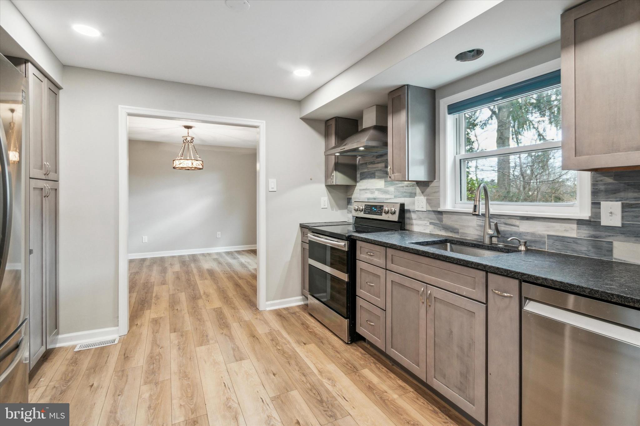 495 Beatty Rd