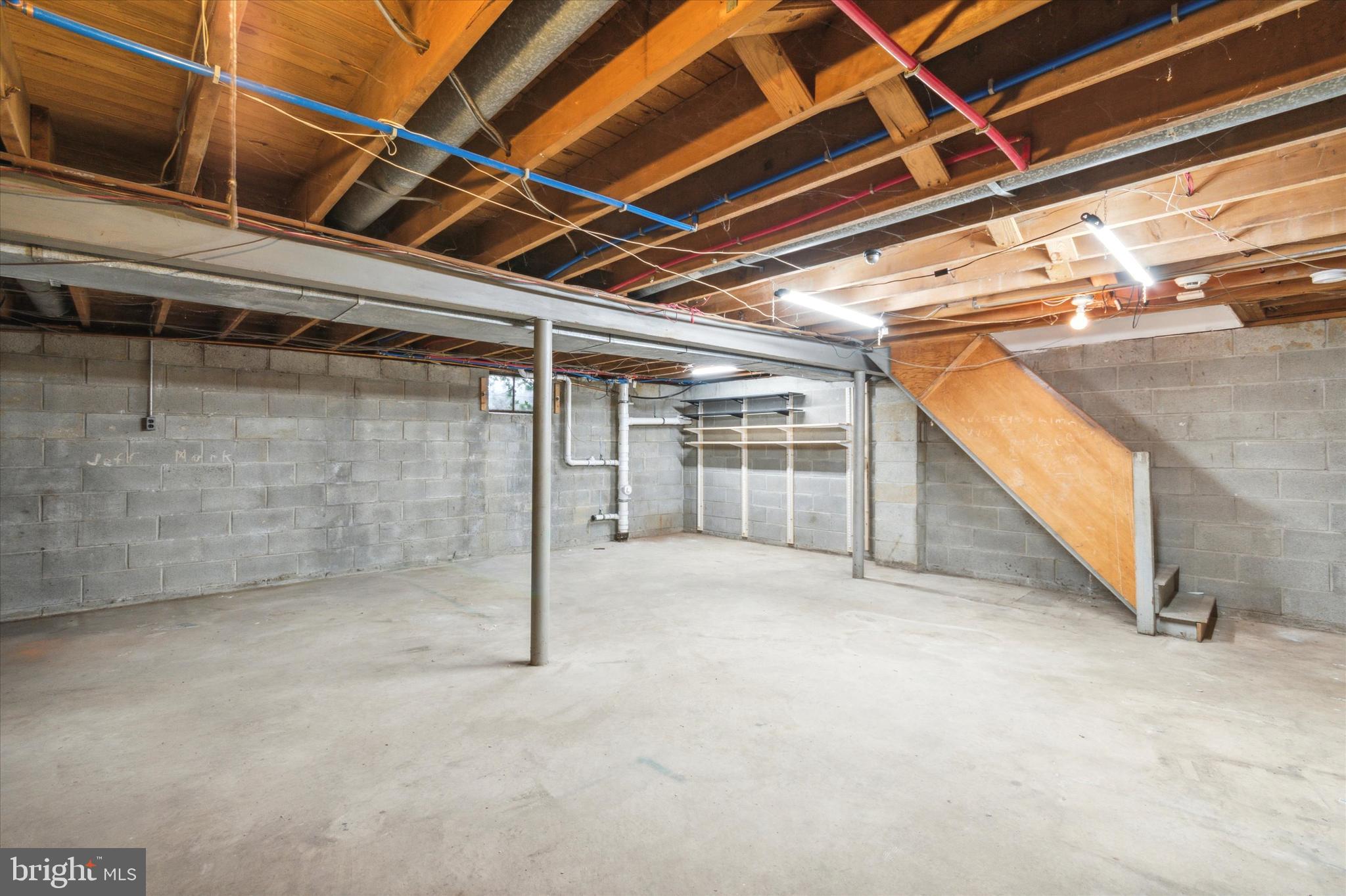 495 Beatty Rd
