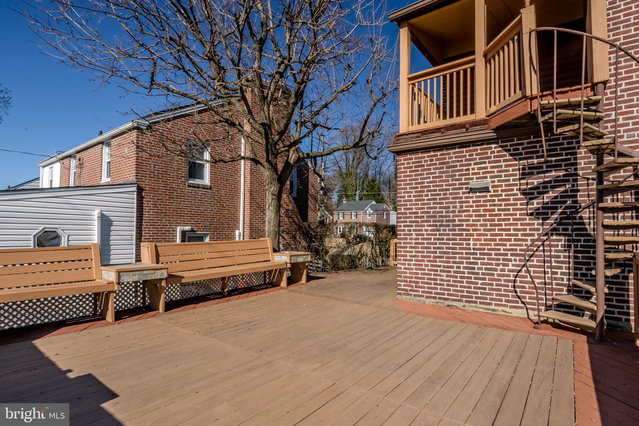 1525 Burmont Rd