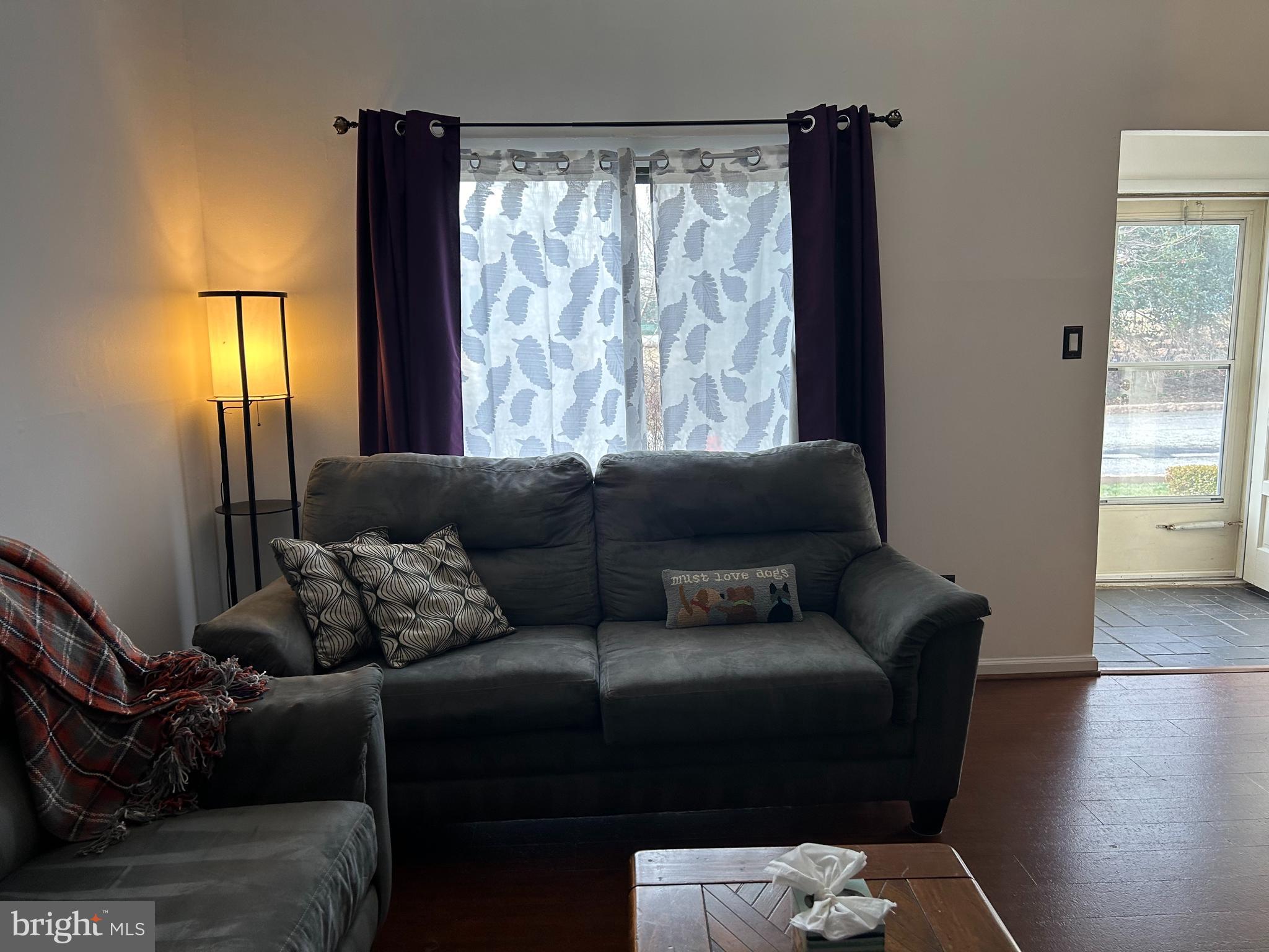 700 Ardmore Ave #124