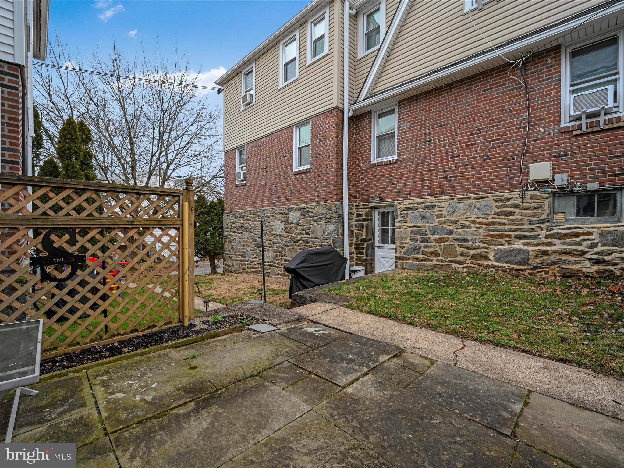 2314 Bryn Mawr Ave