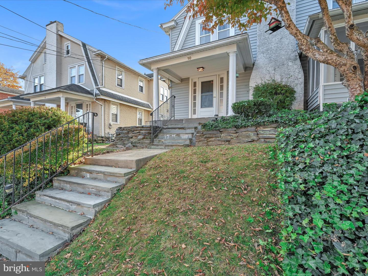 10 Waverly Rd
