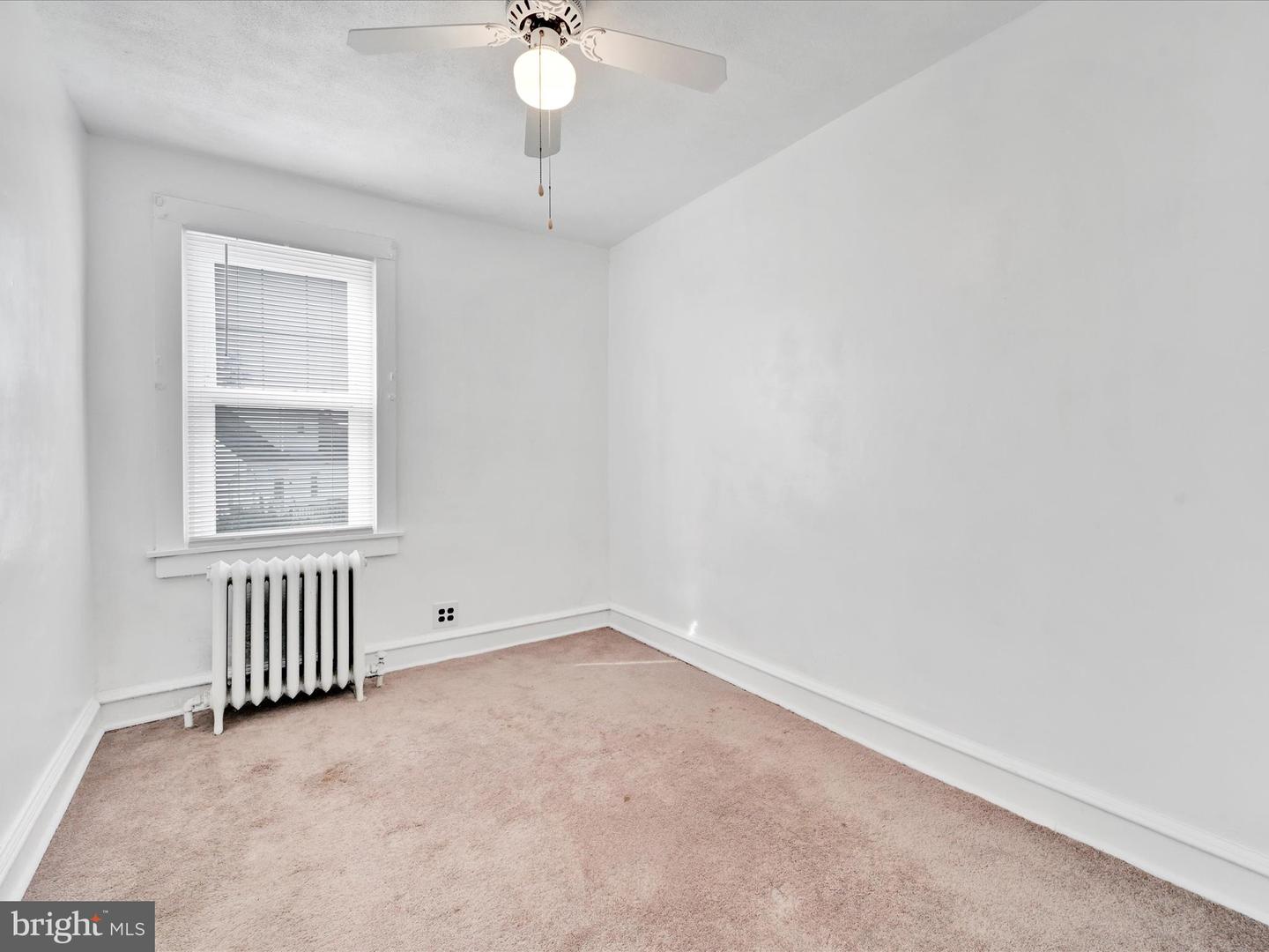 10 Waverly Rd