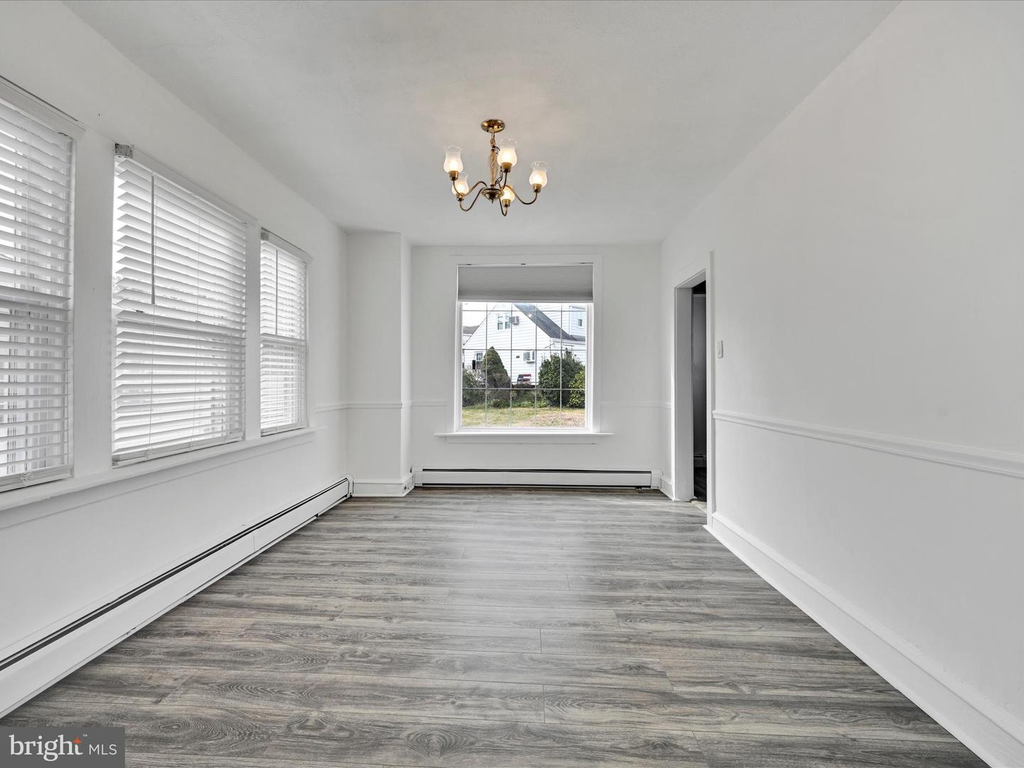 10 Waverly Rd