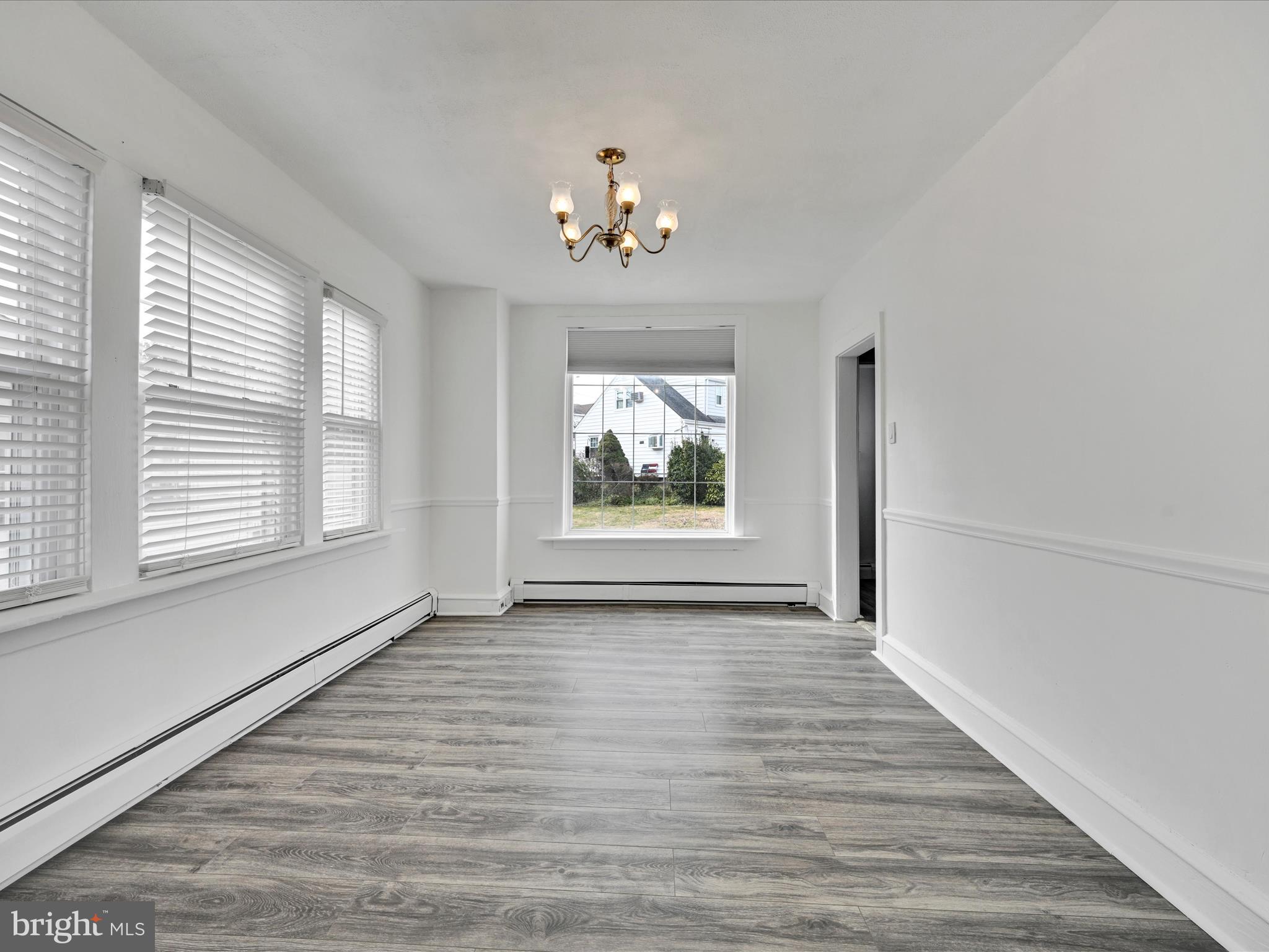 10 Waverly Rd
