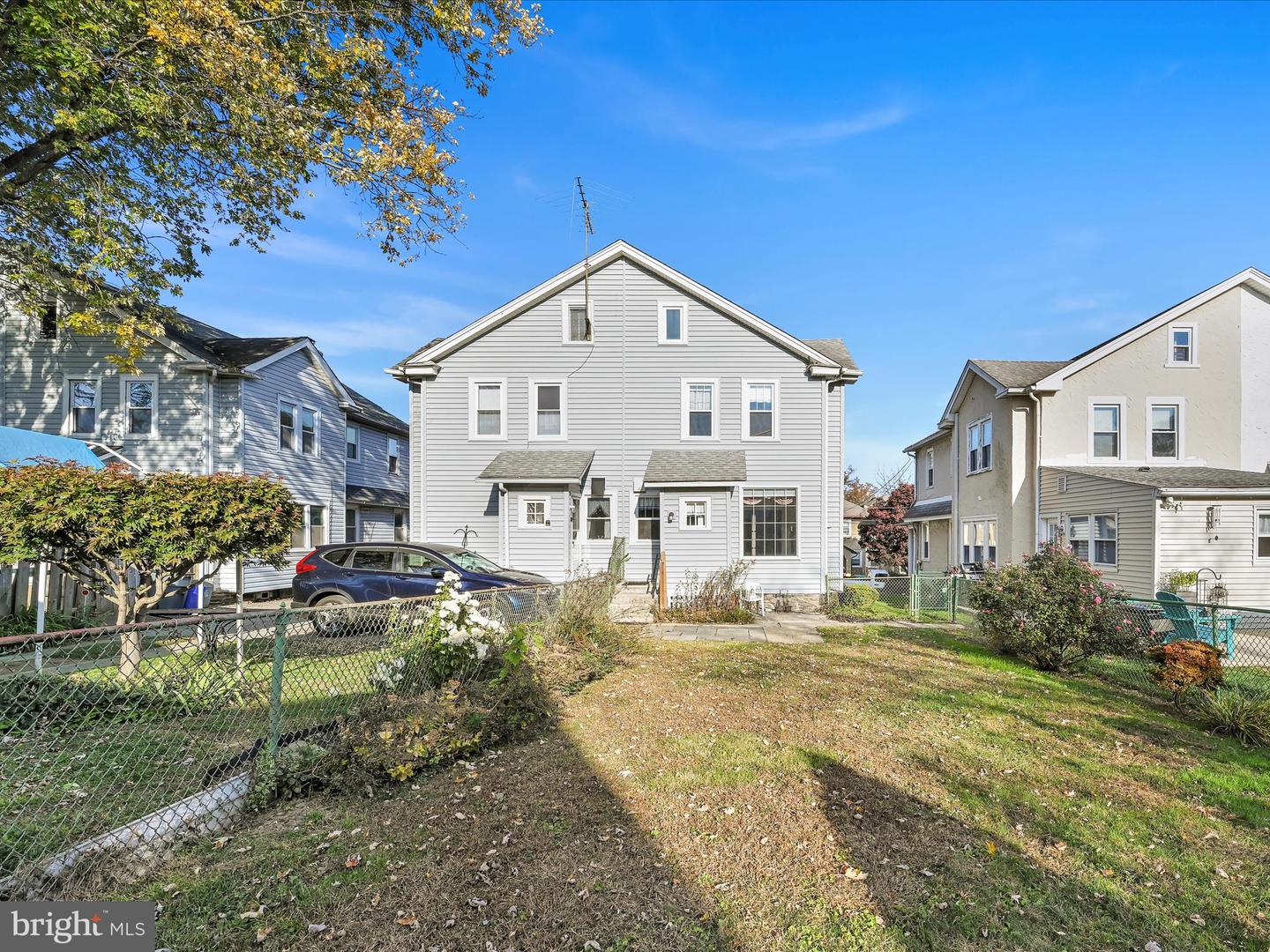 10 Waverly Rd