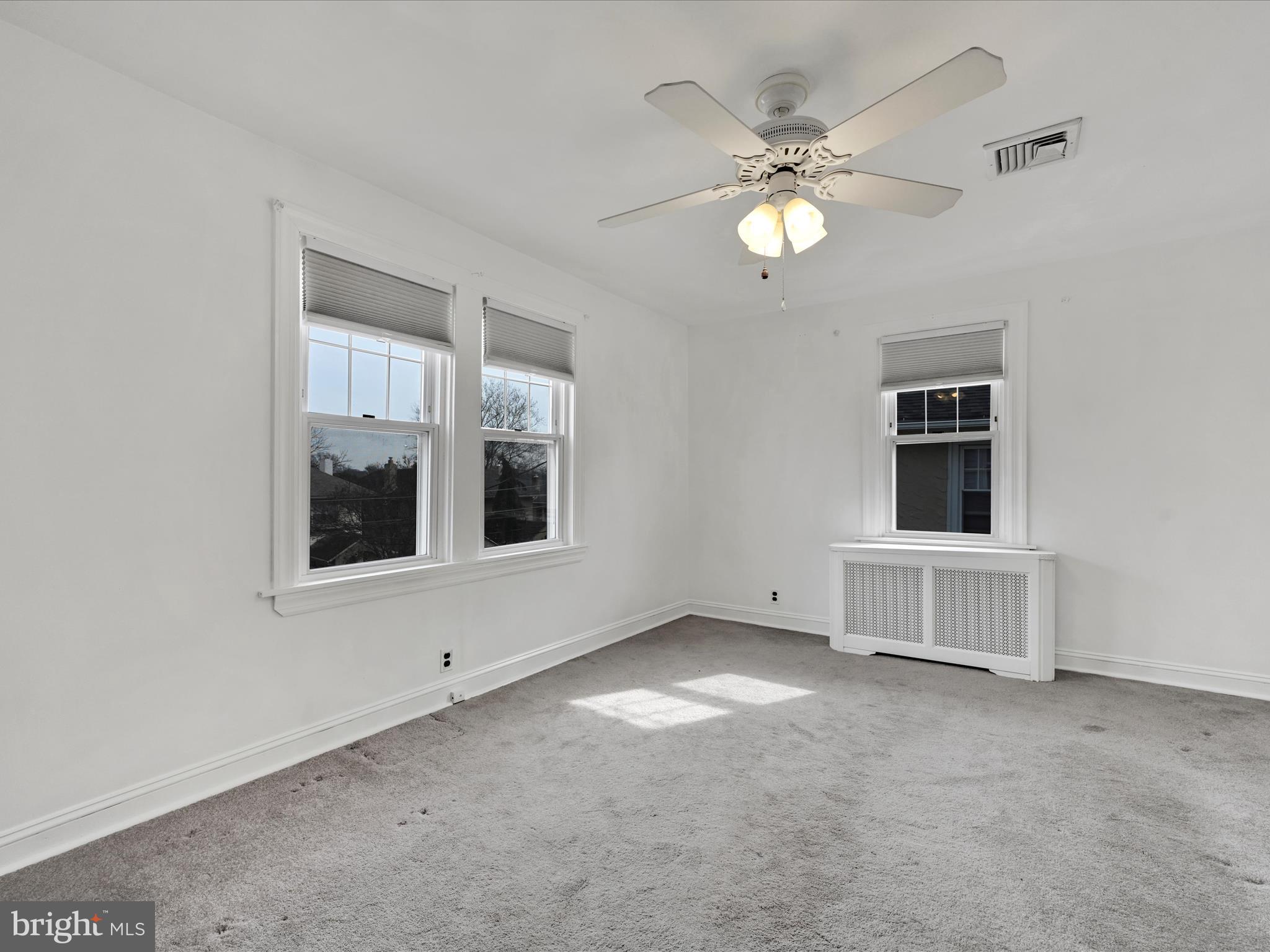 10 Waverly Rd
