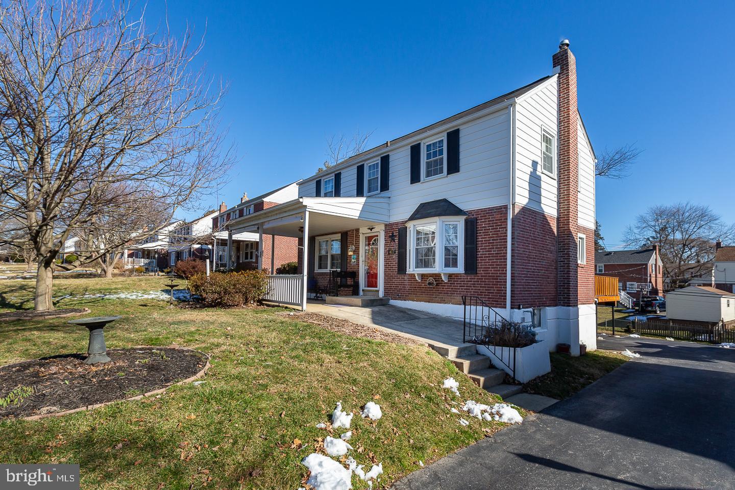 411 Pembroke Rd