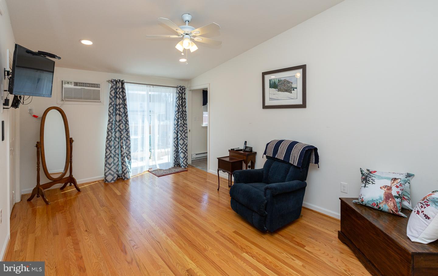 411 Pembroke Rd
