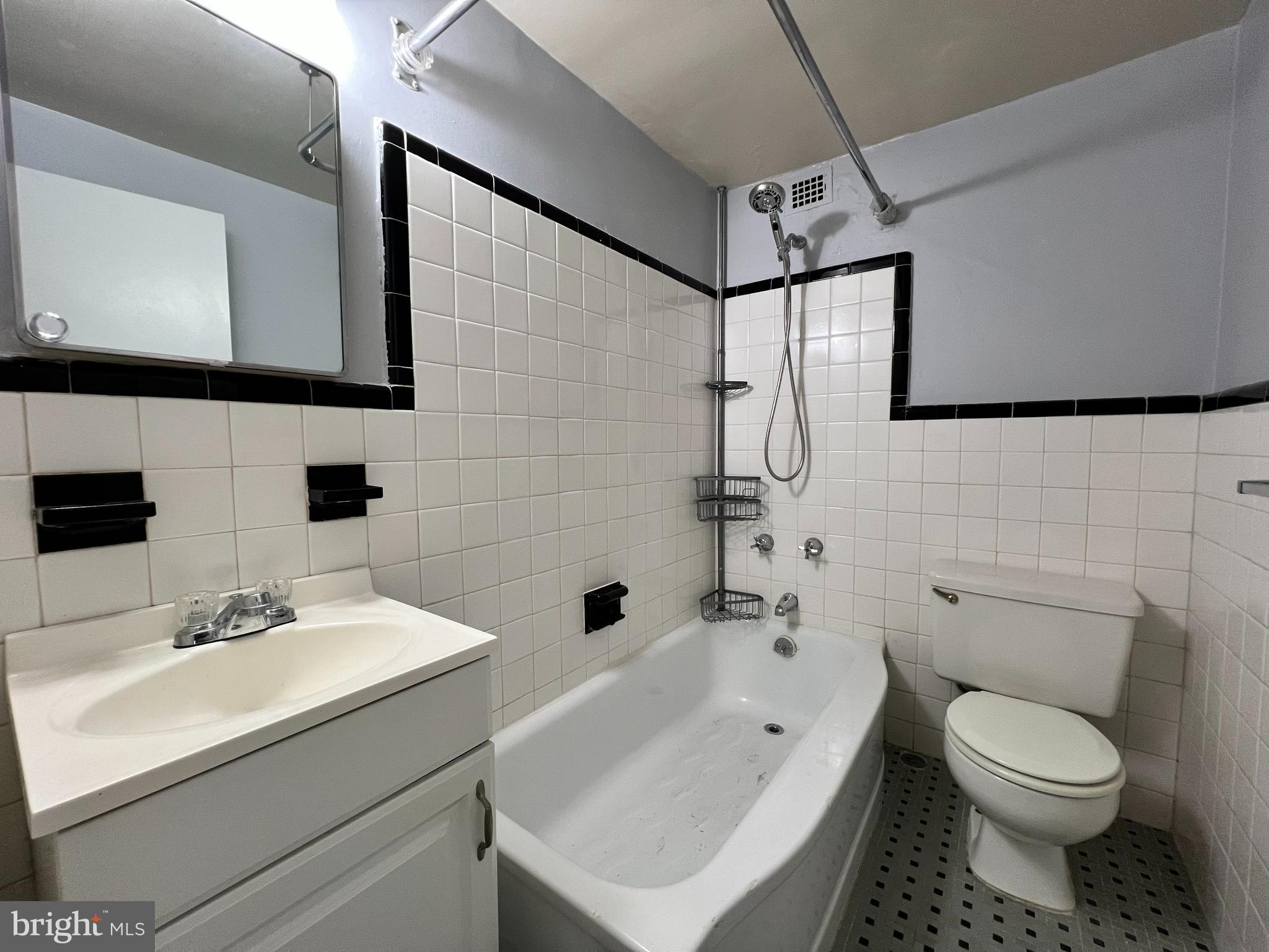 80 W Baltimore Ave #C403