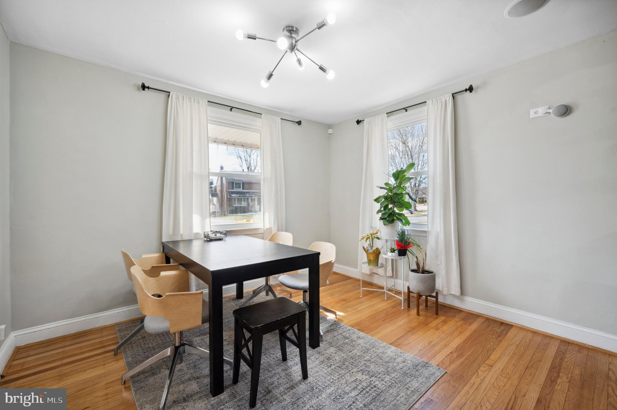 541 Kent Rd