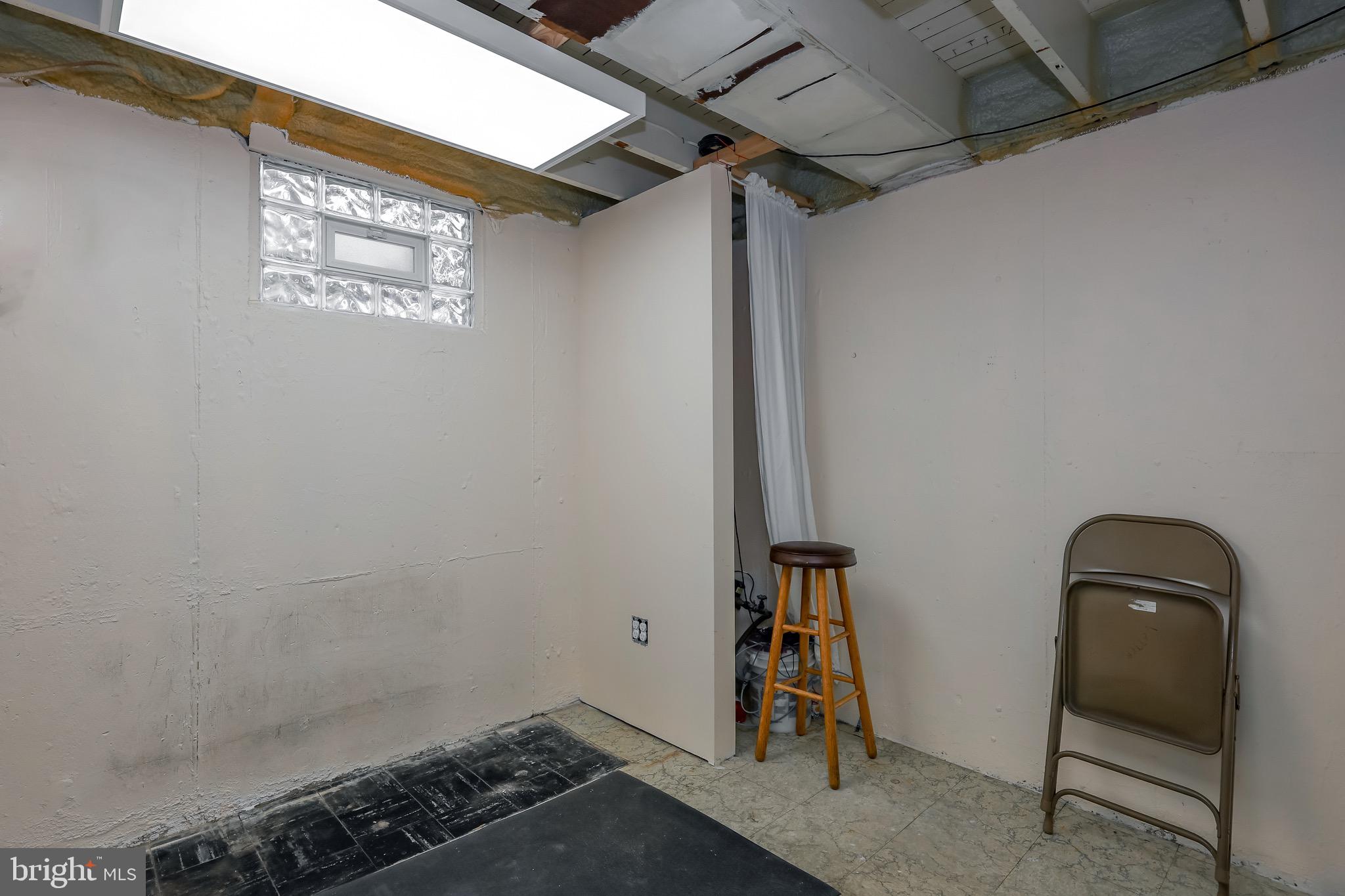 481 Colfax Rd