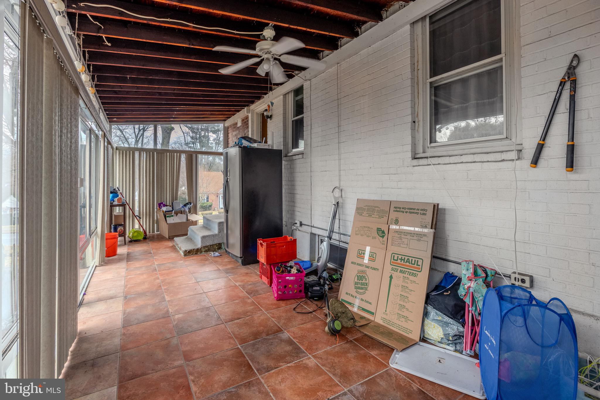481 Colfax Rd