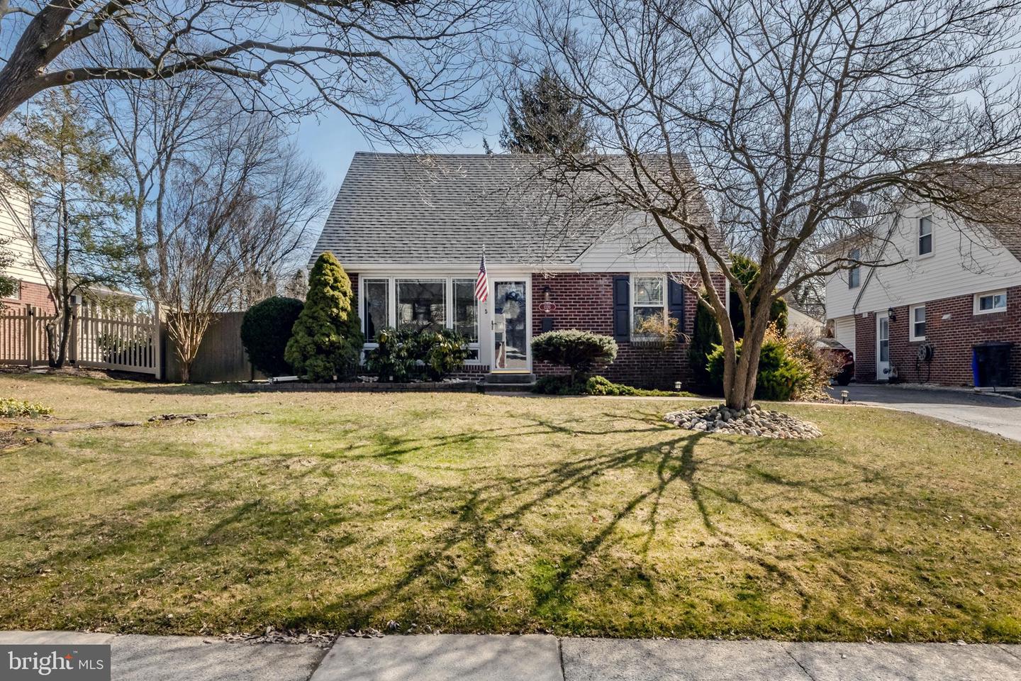 1320 University Ave