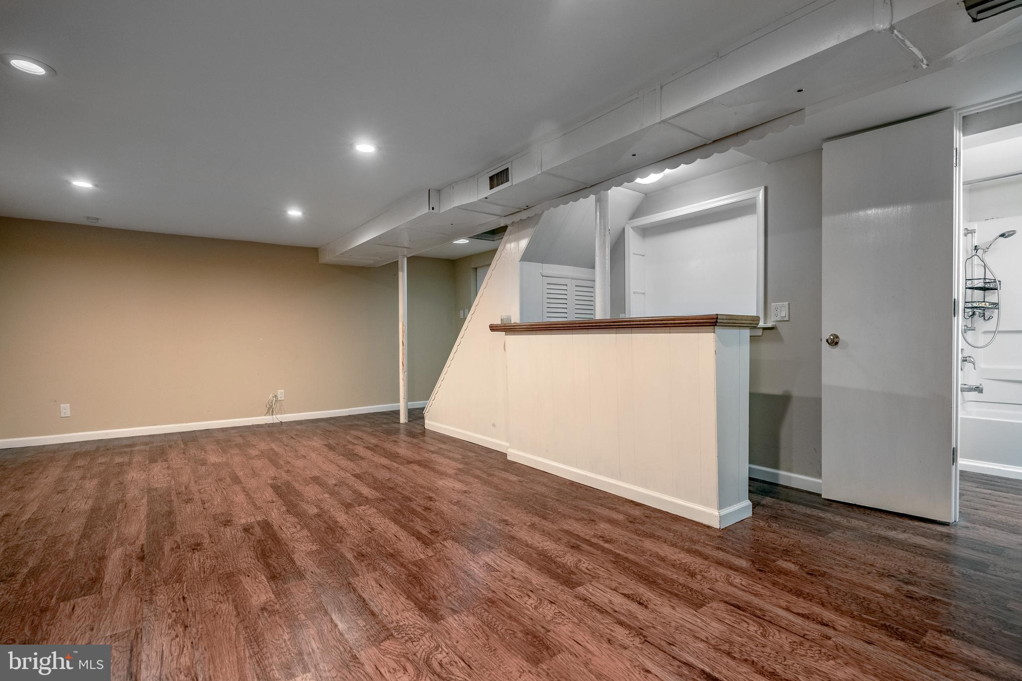 2612 Sunset Blvd