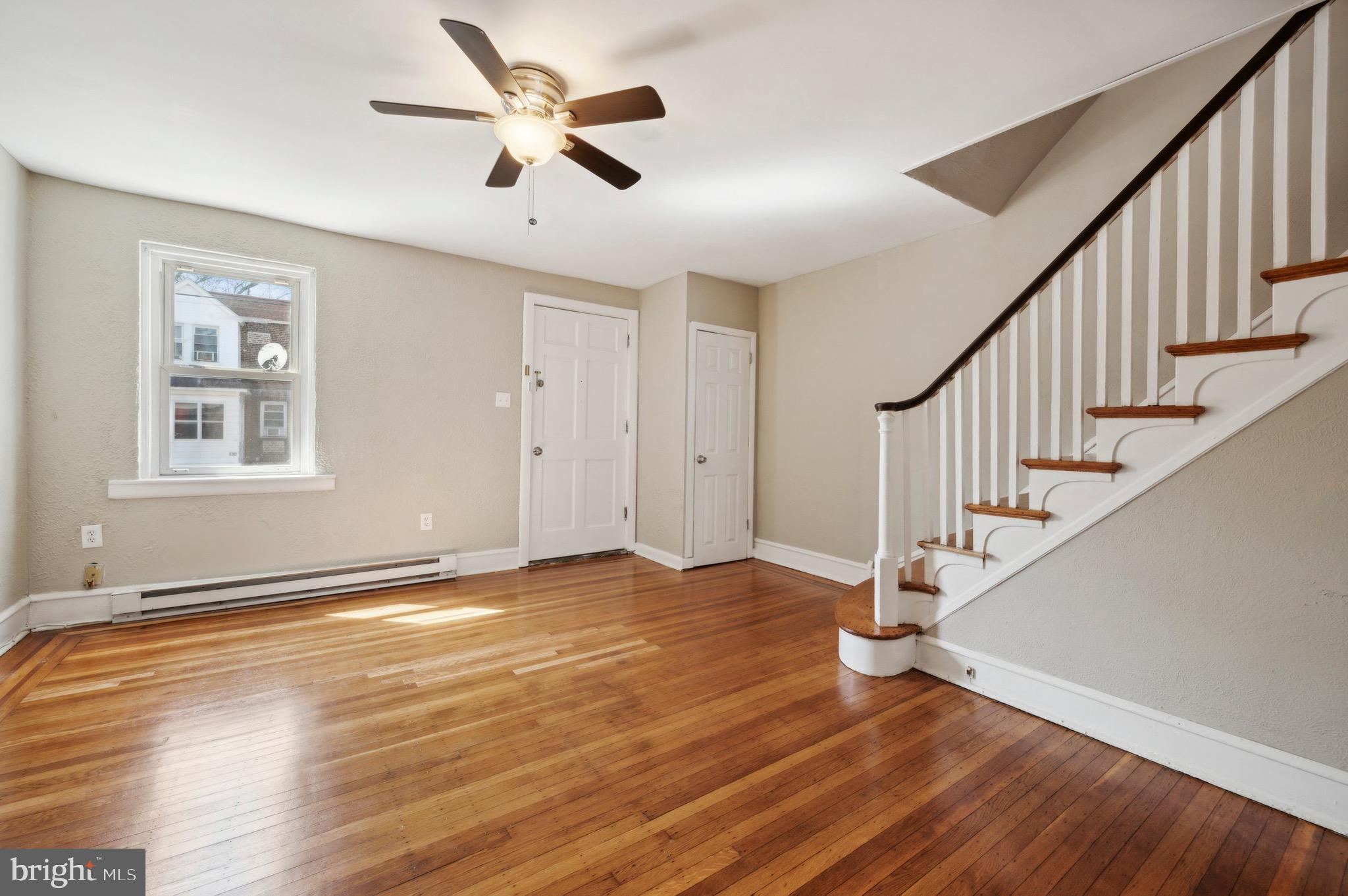 141 Laurel Rd