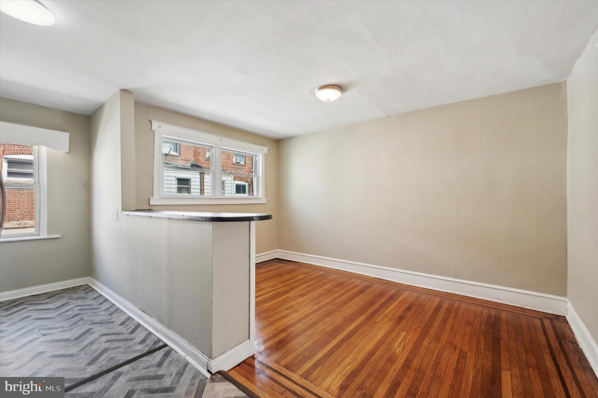 141 Laurel Rd