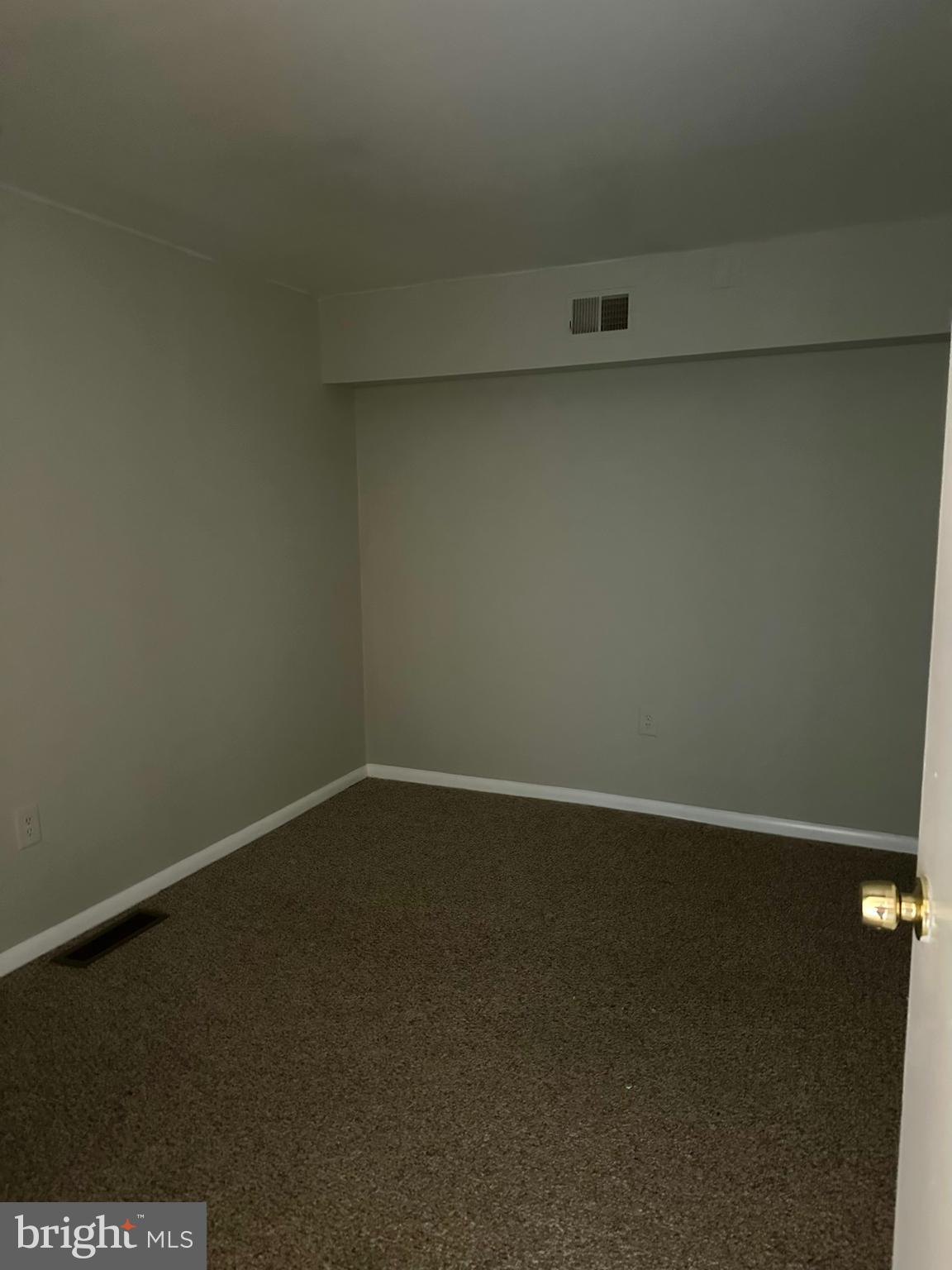 218 Darby Rd #B