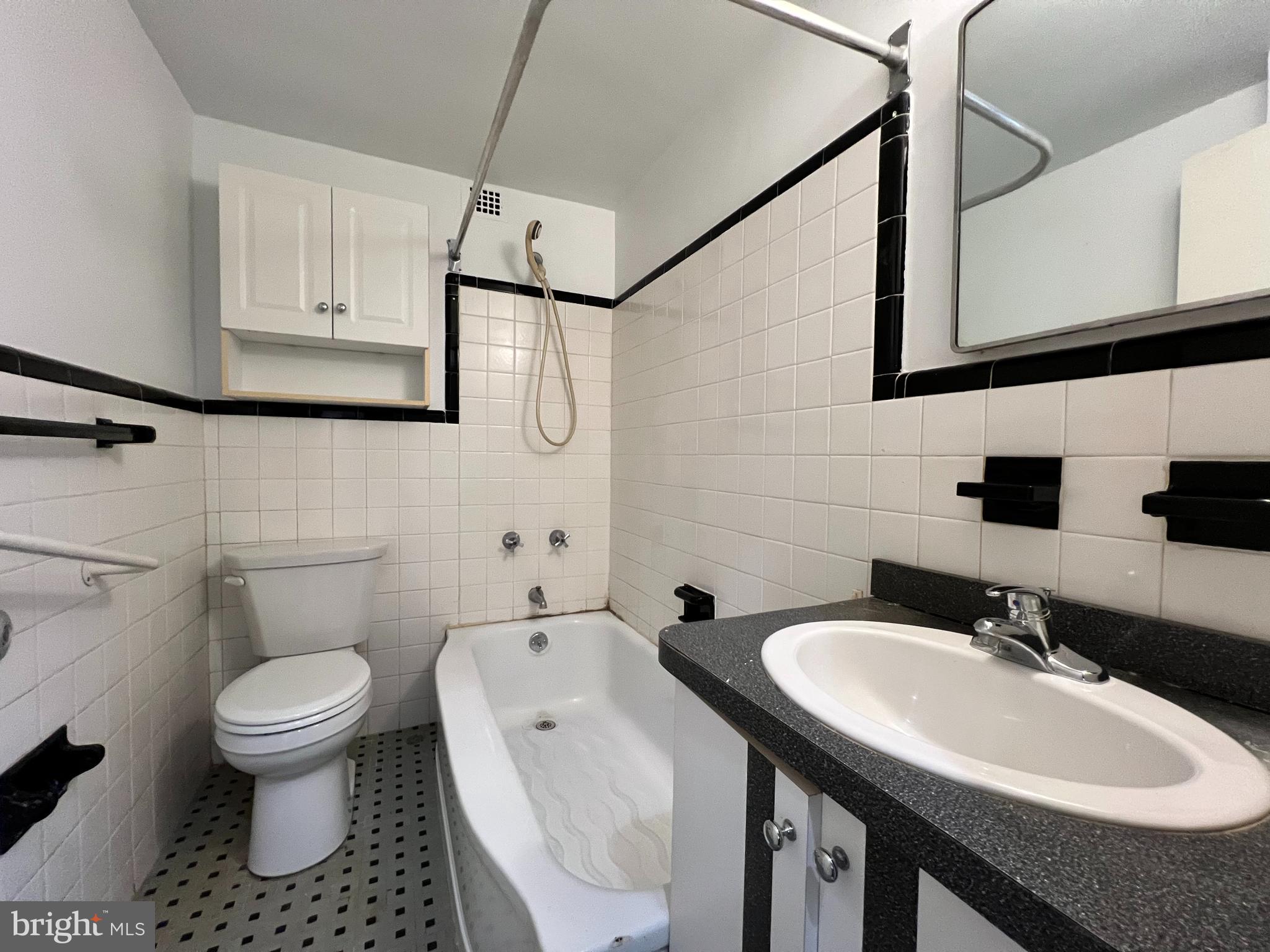 80 W Baltimore Ave #B212