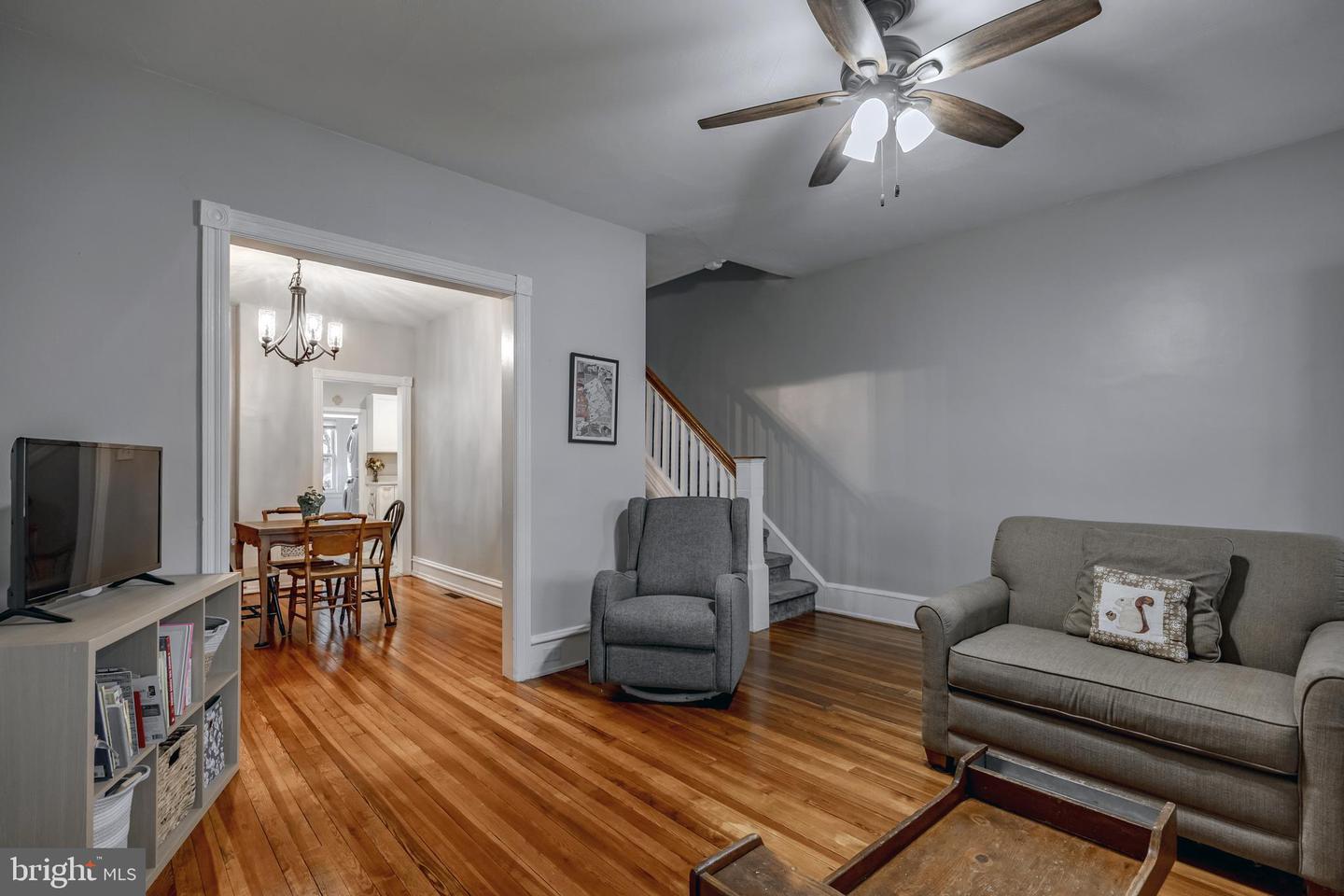 12 W Park Rd