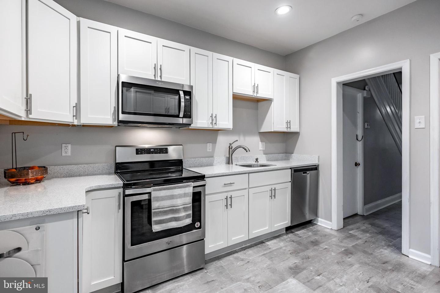 12 W Park Rd