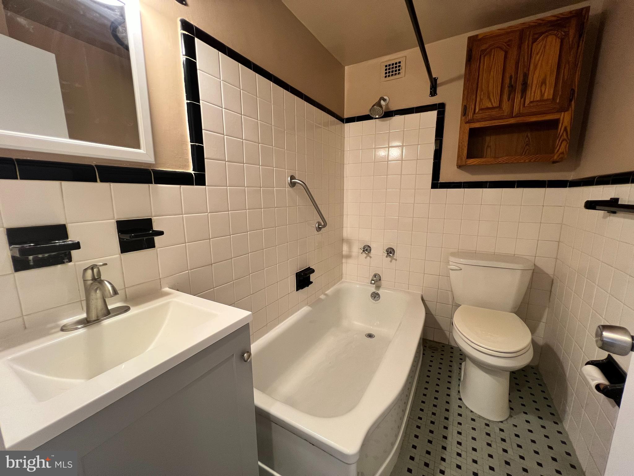 80 W Baltimore Ave #B205