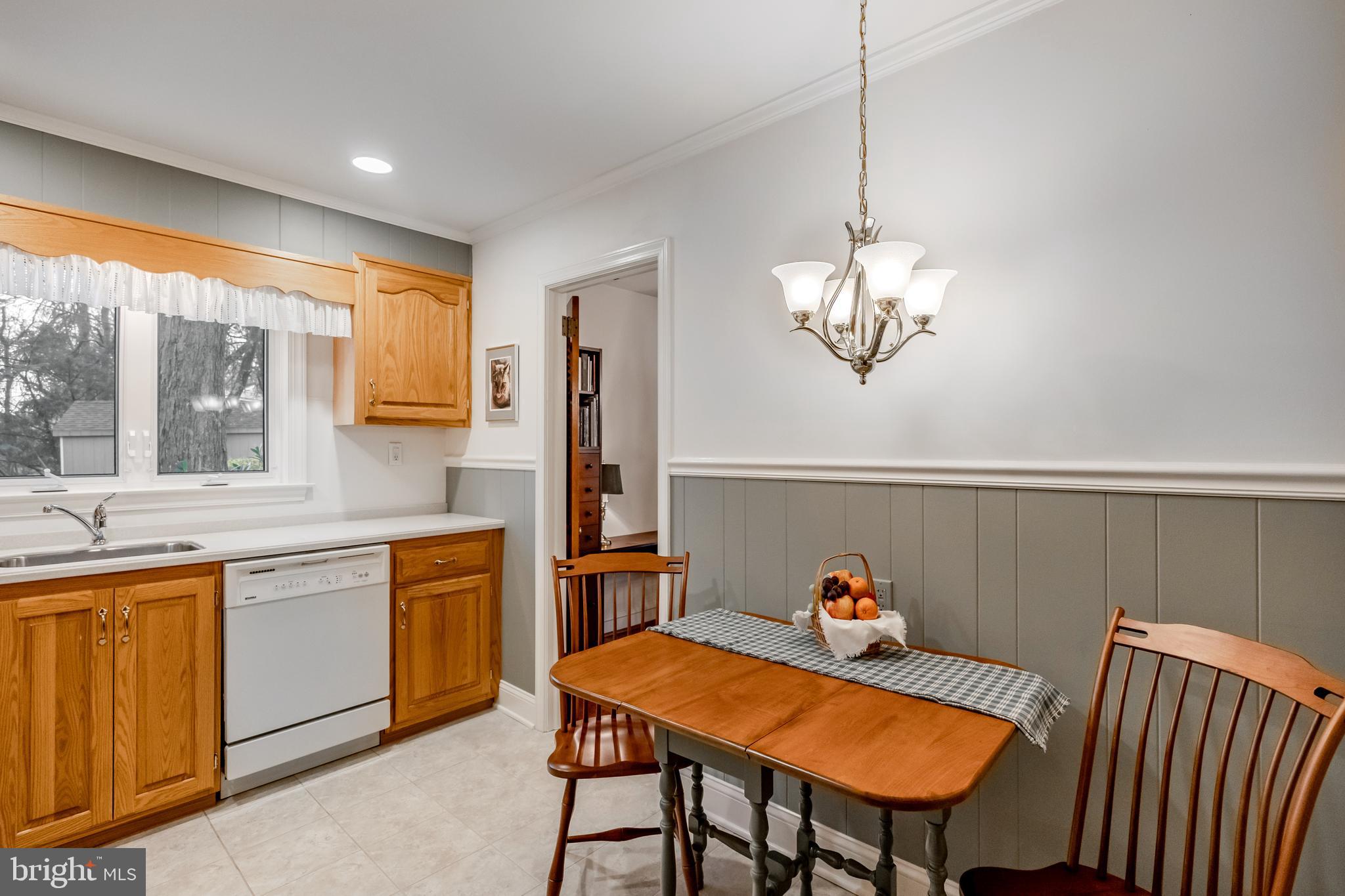 224 Canterbury Dr