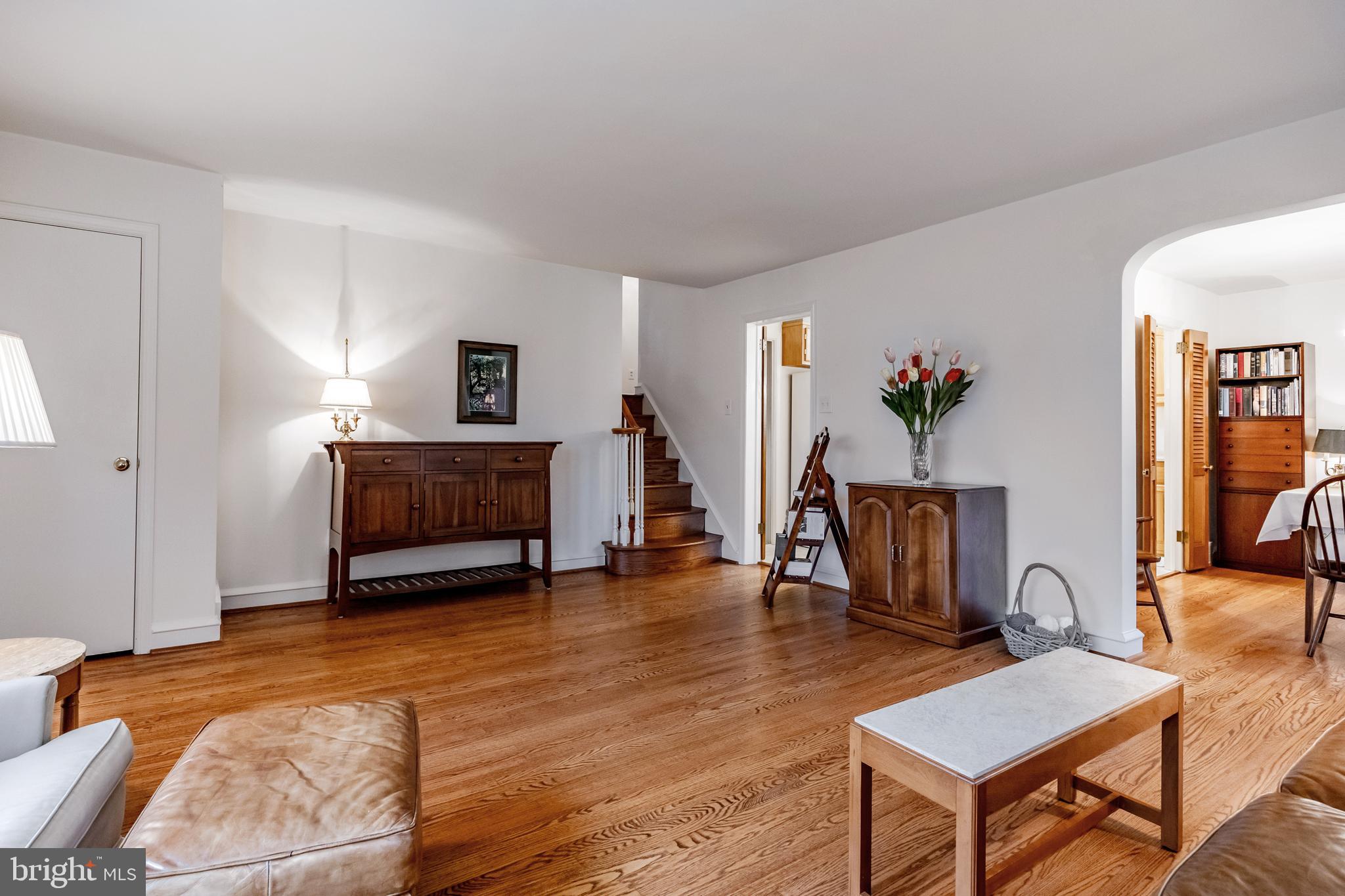 224 Canterbury Dr