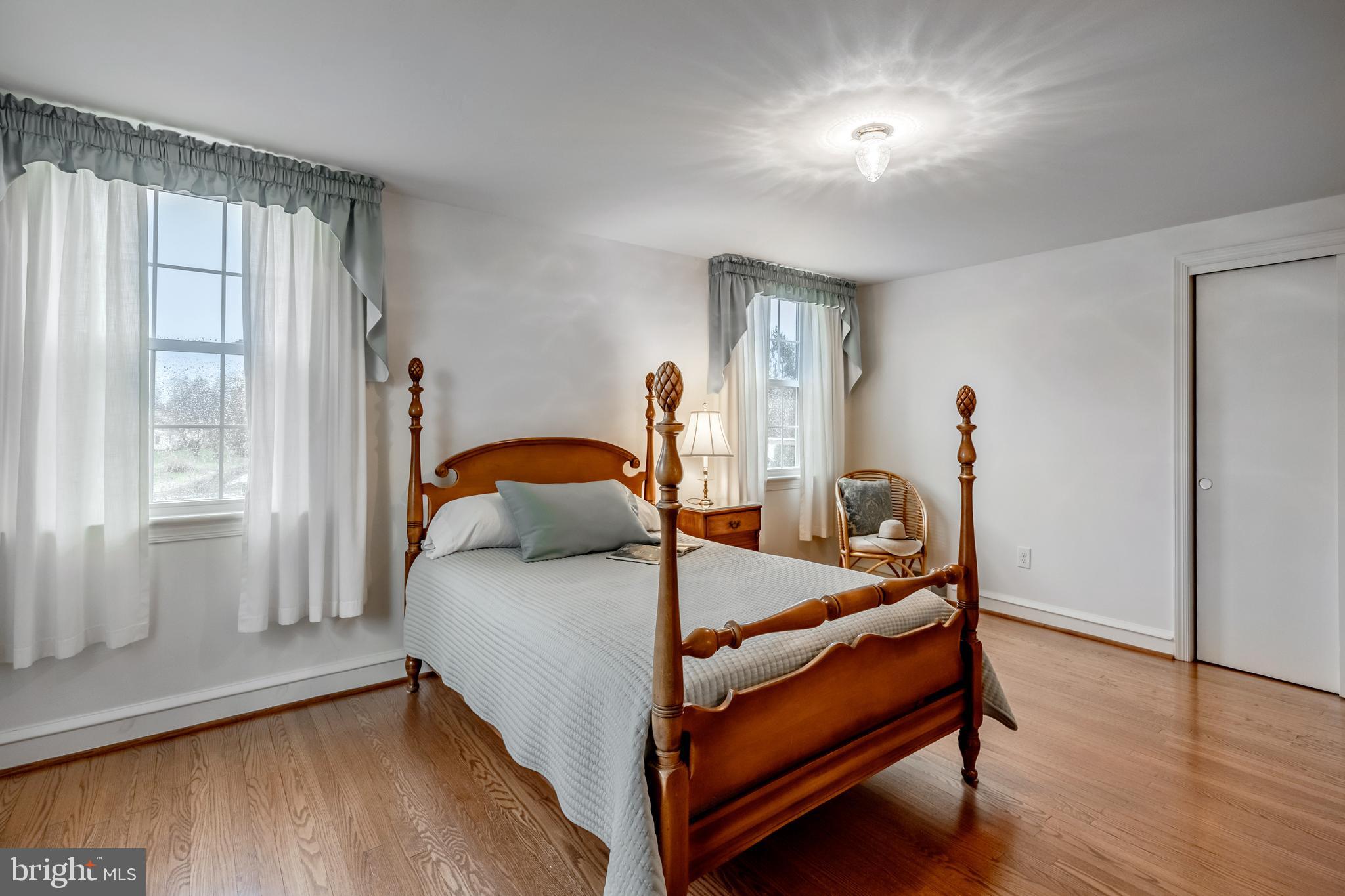 224 Canterbury Dr