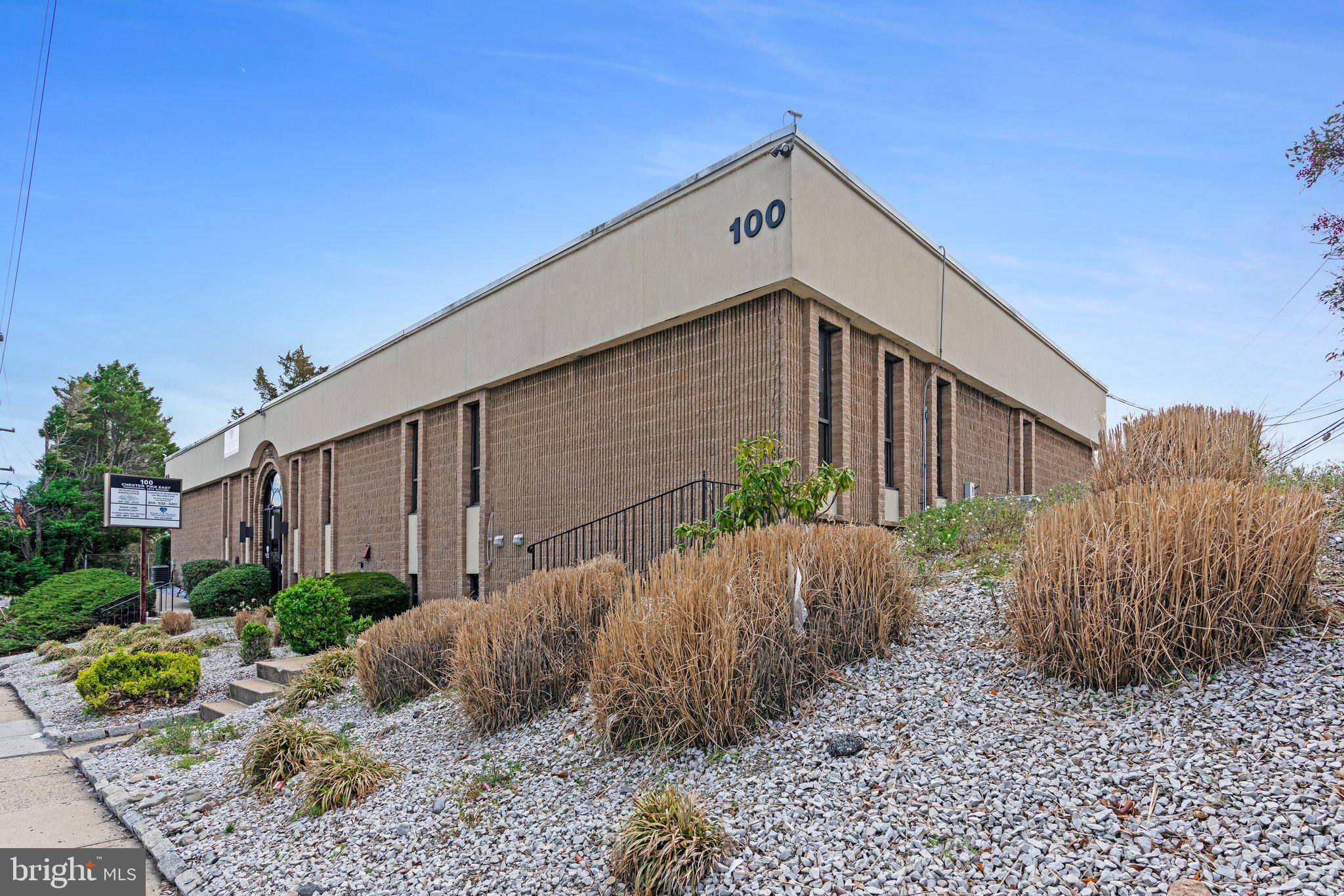 100 Chester Pike