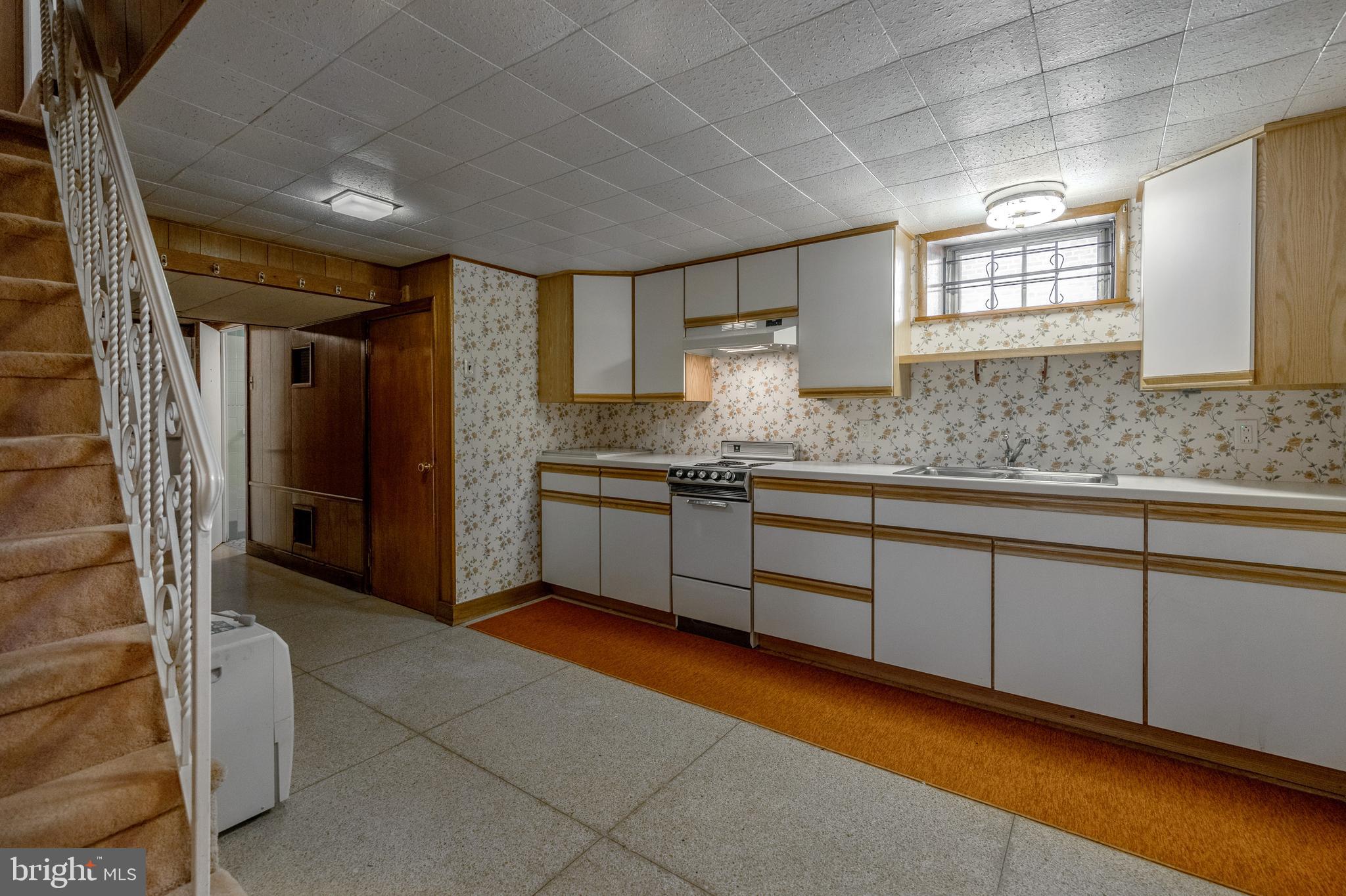 249 West Ave