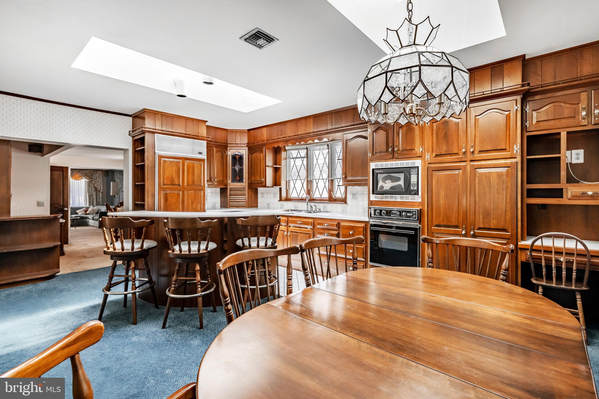 249 West Ave