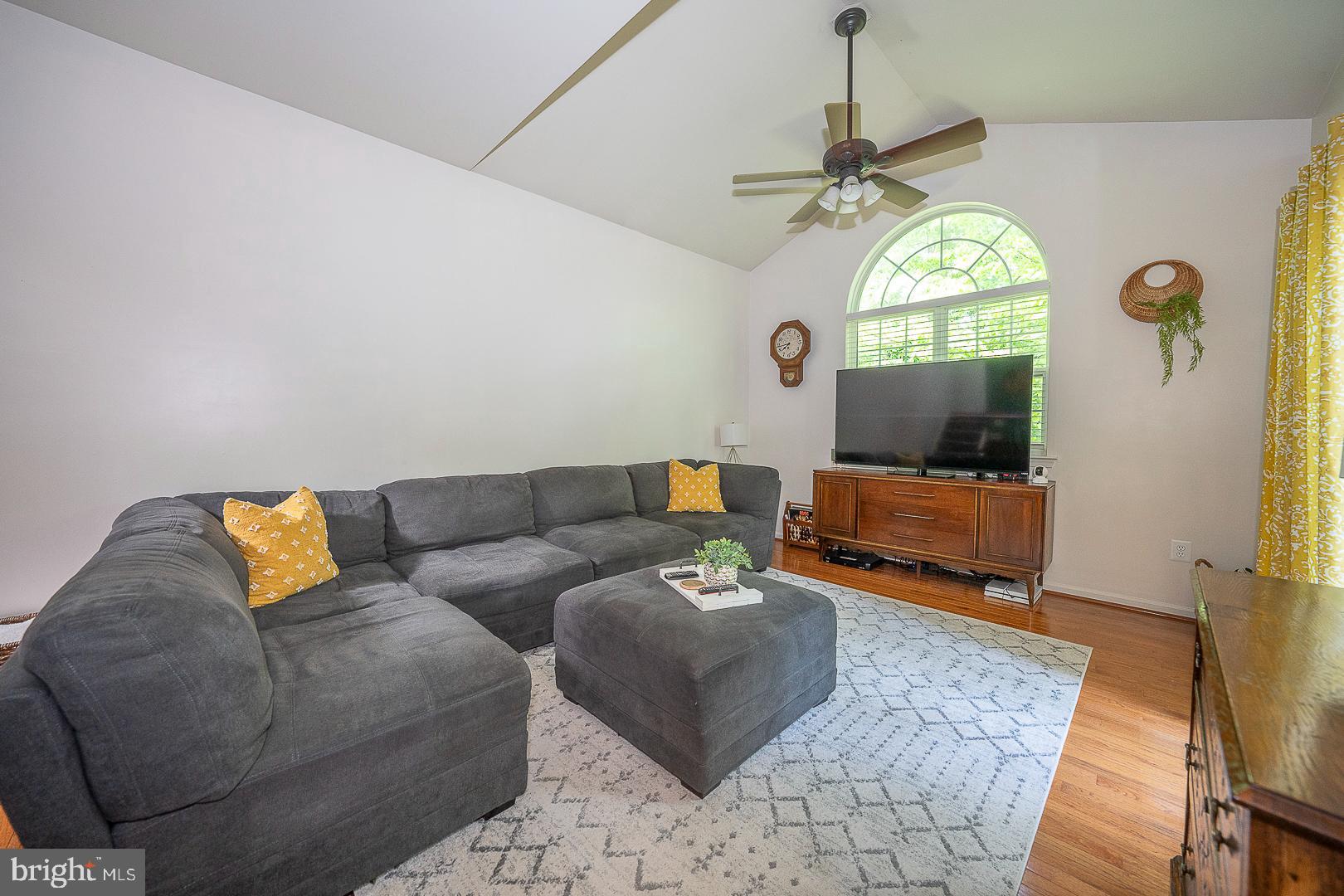 2 CANNON CT