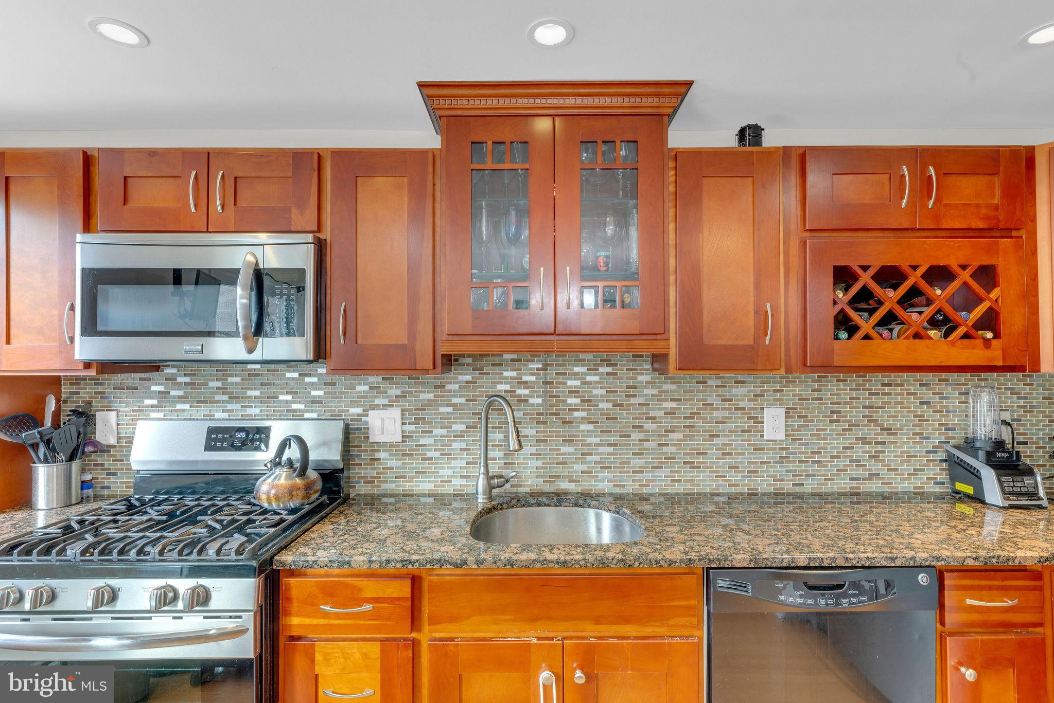 959 Brenton Rd
