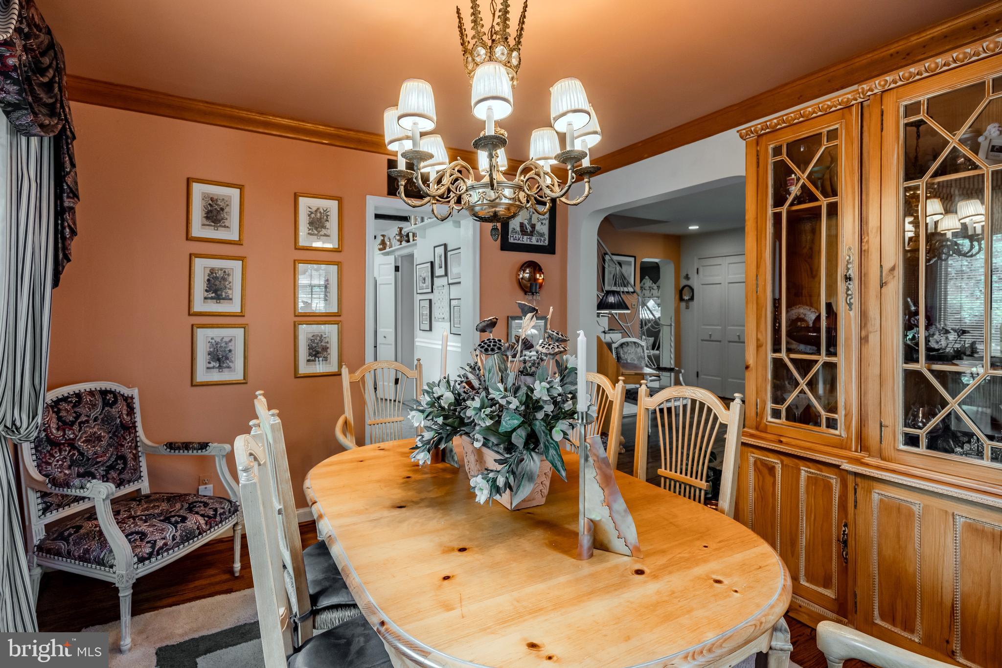 1640 Surrey Ln