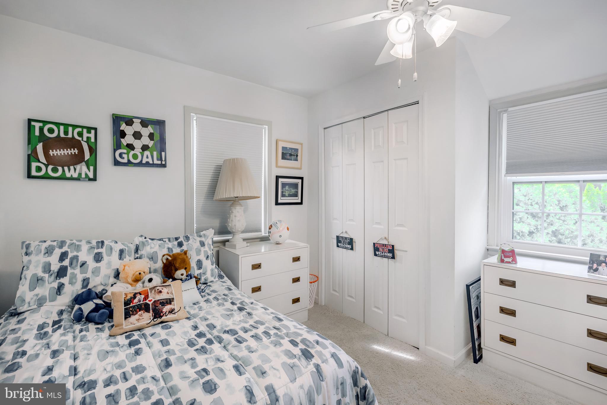 1640 Surrey Ln