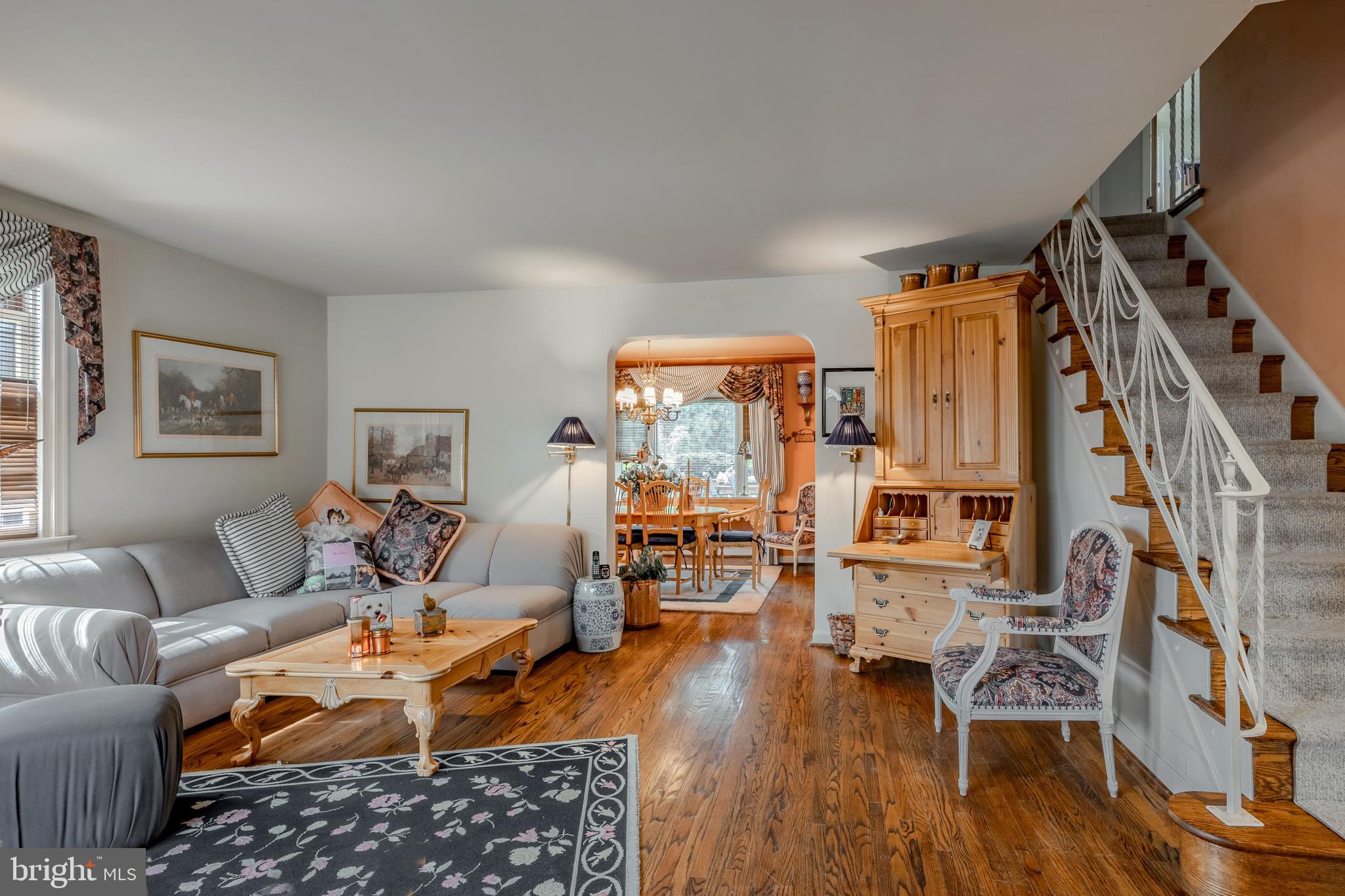 1640 Surrey Ln