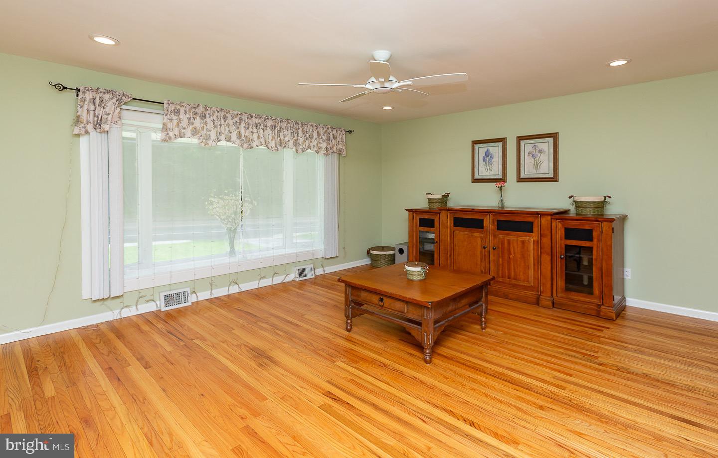 244 Glendale Rd