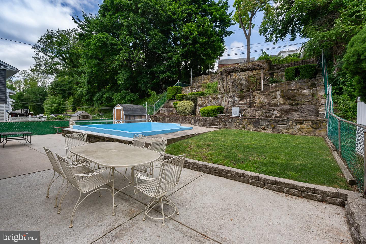 244 Glendale Rd