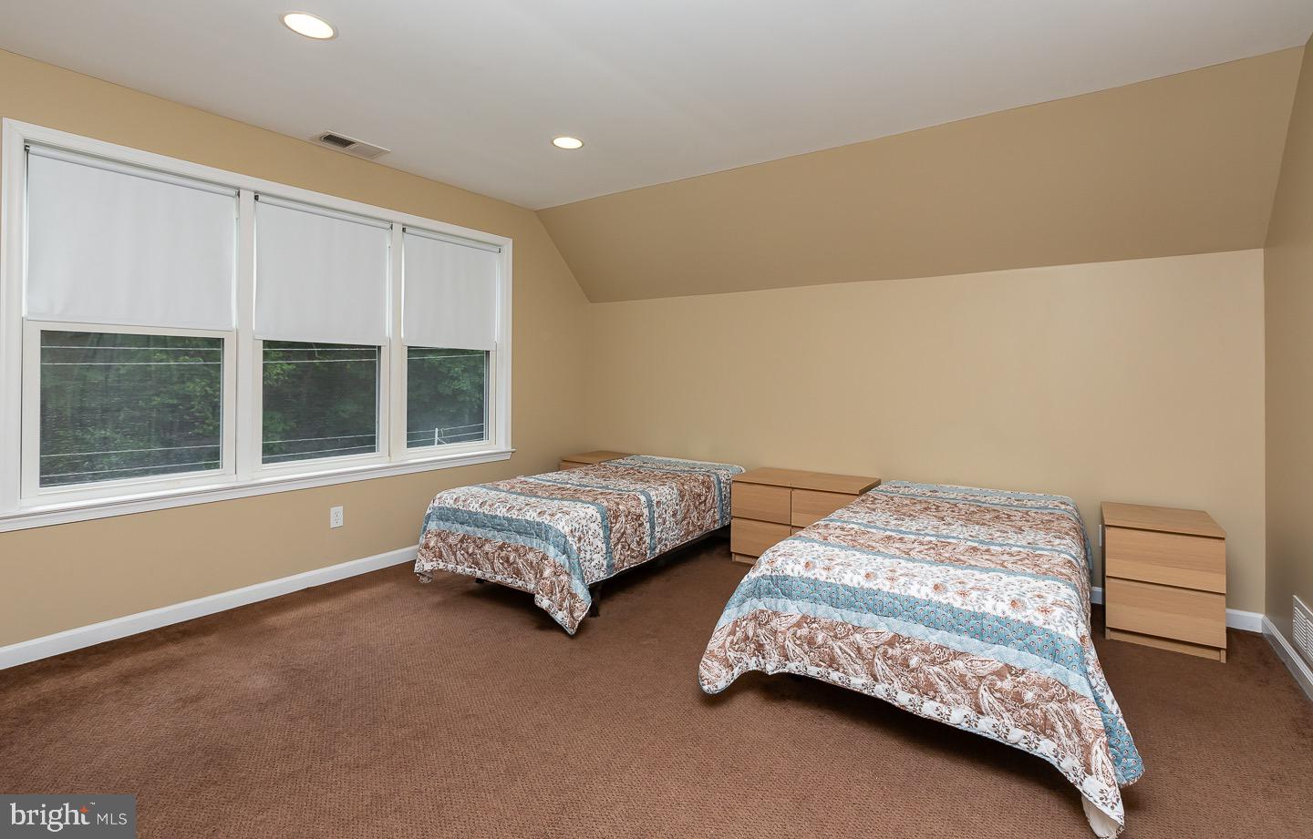 244 Glendale Rd