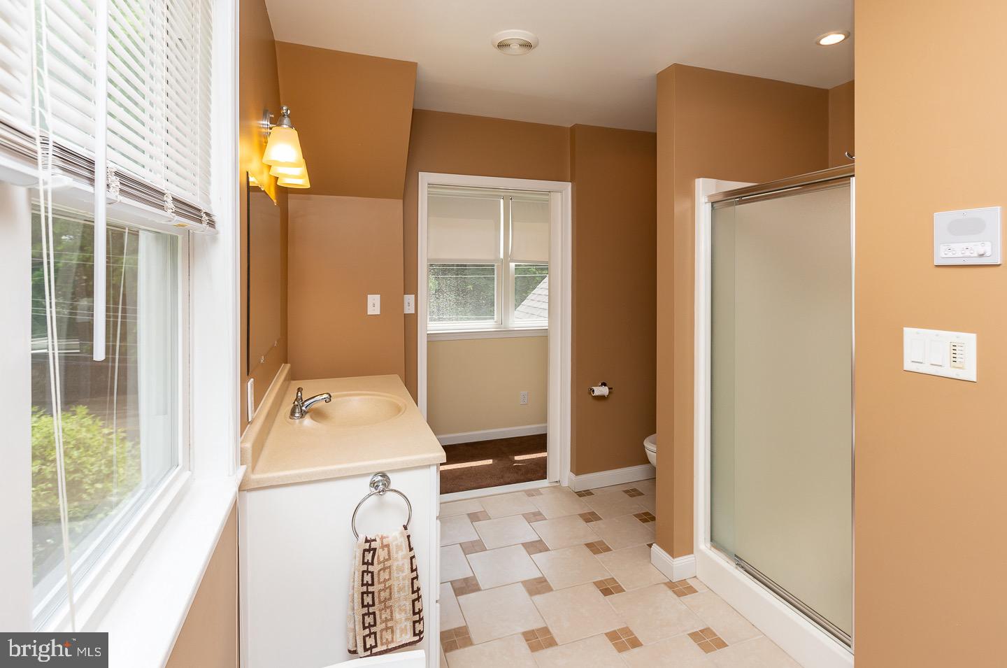 244 Glendale Rd