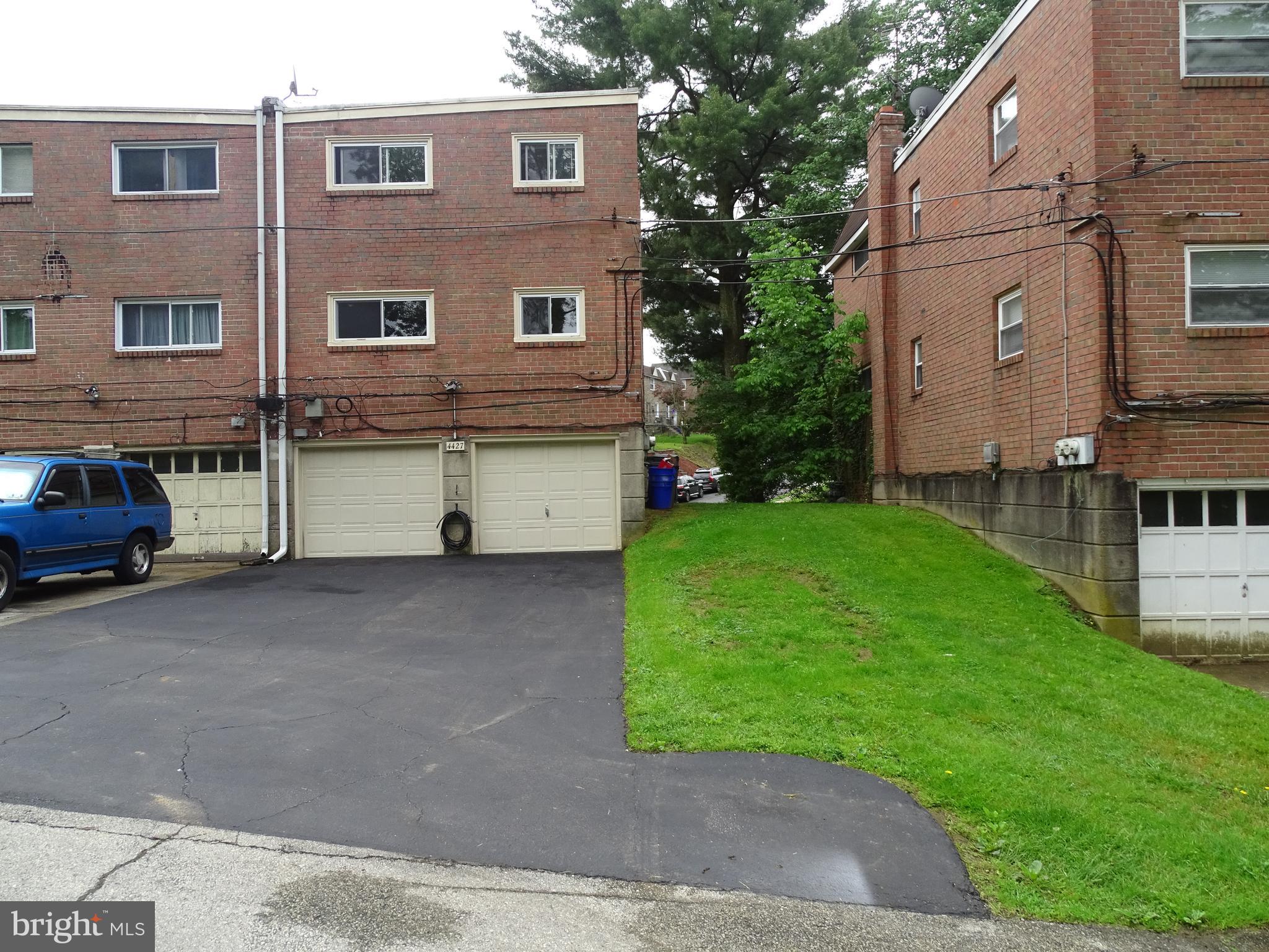 4427 Rosemont Ave