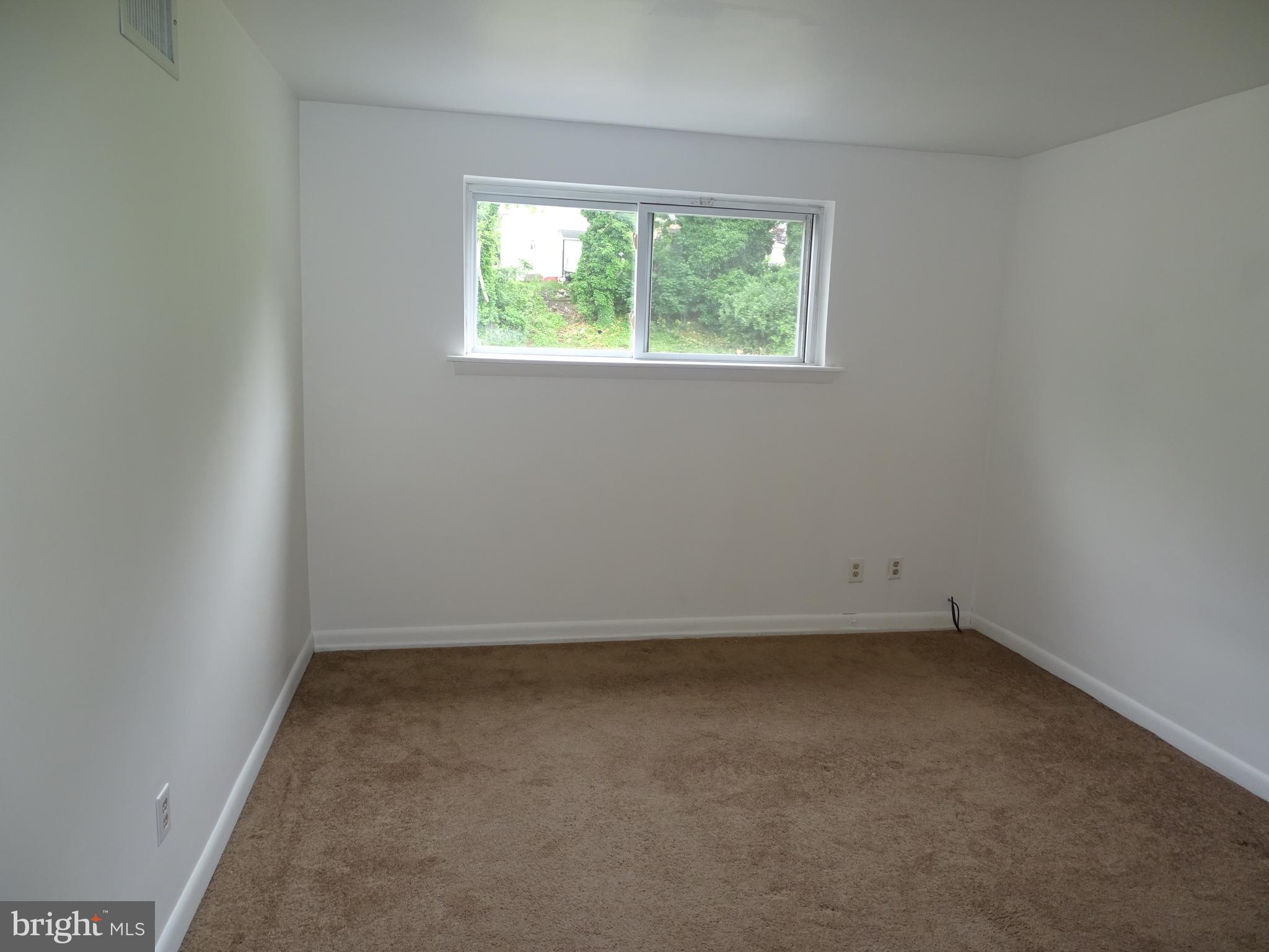 4427 Rosemont Ave