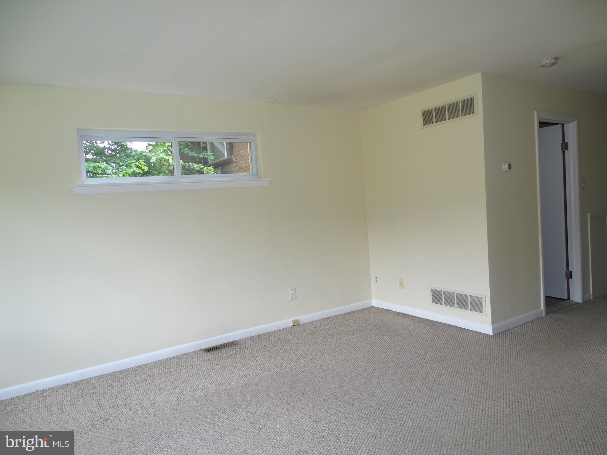 4427 Rosemont Ave
