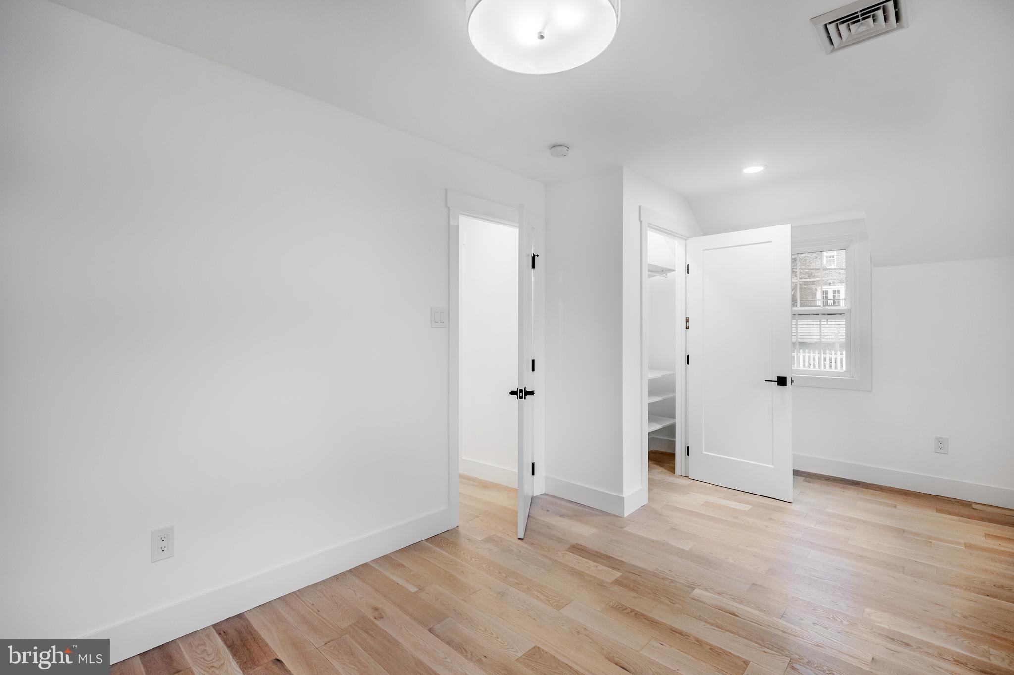 132 Myrtle Ave