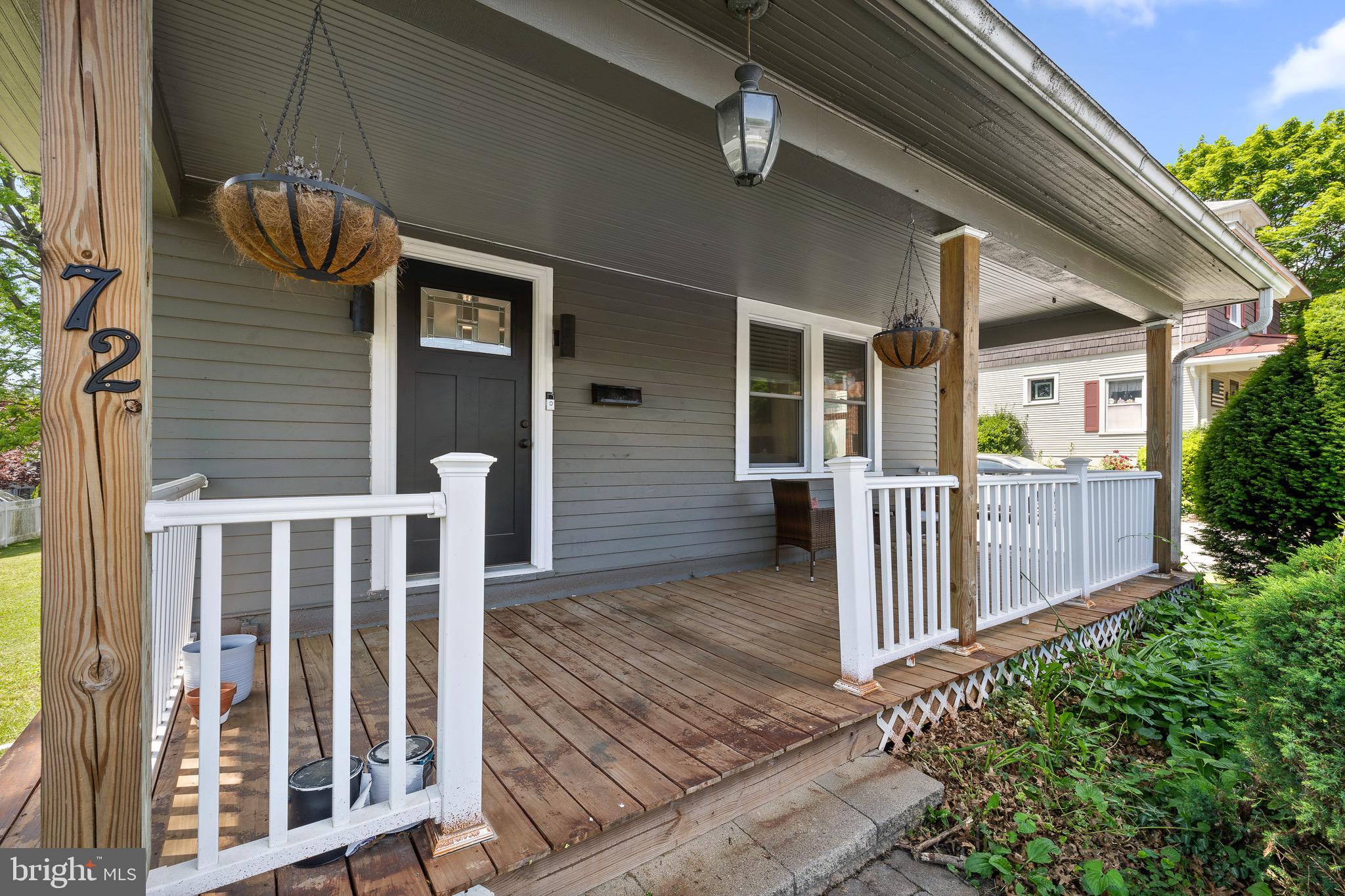 72 S Sproul Rd