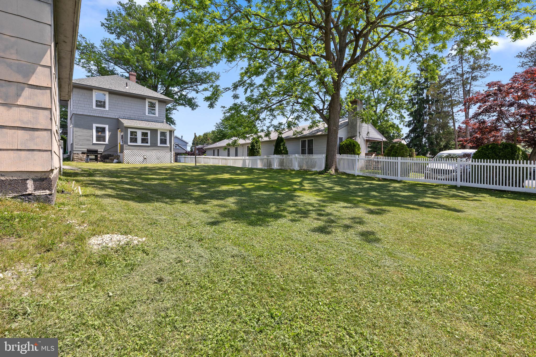 72 S Sproul Rd