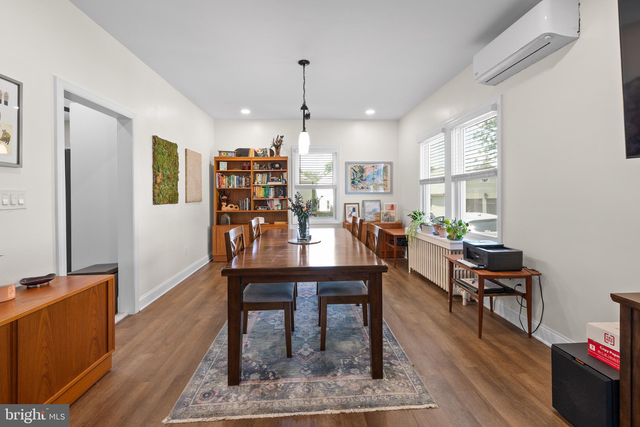 72 S Sproul Rd