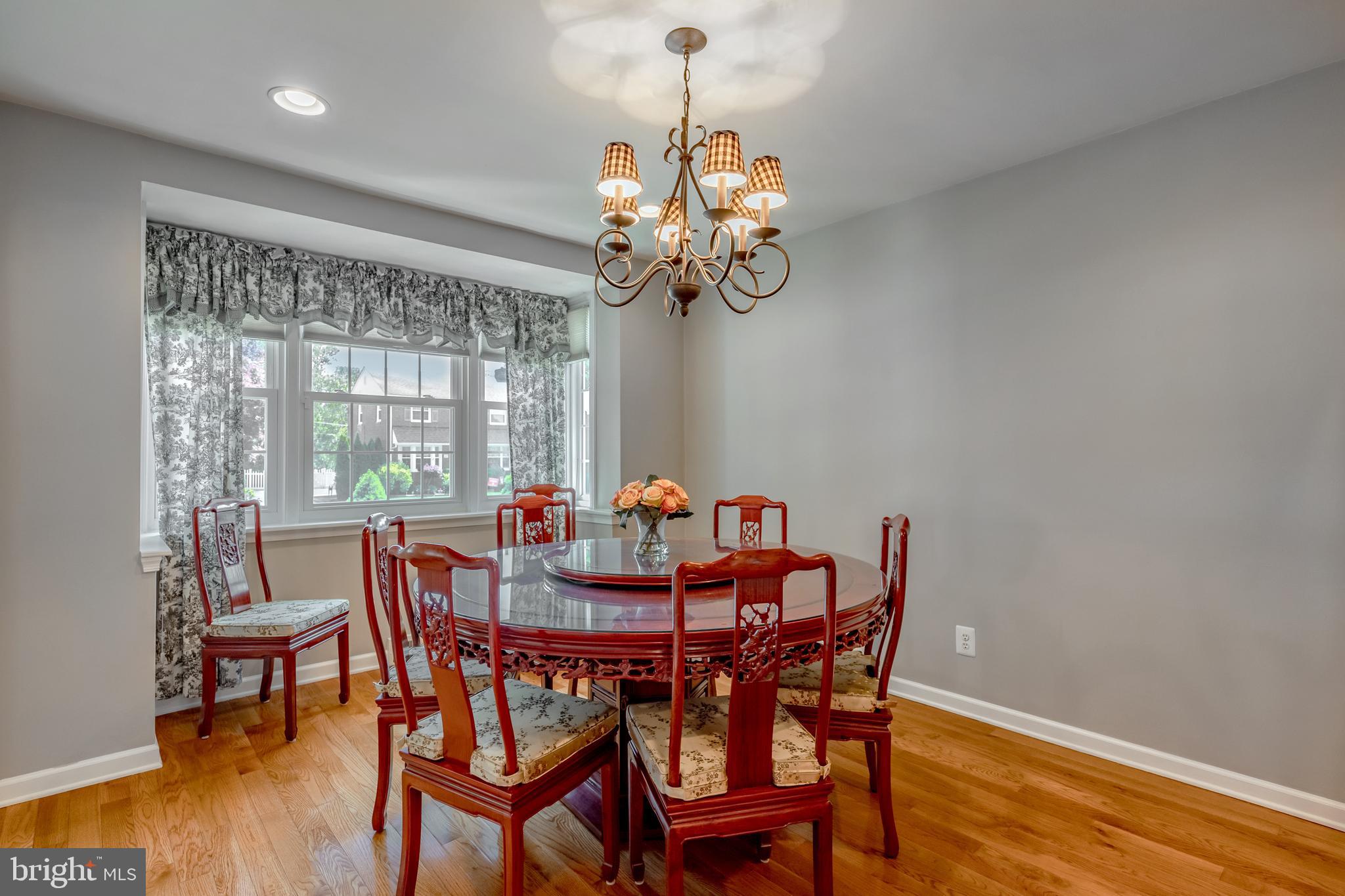 256 James Dr