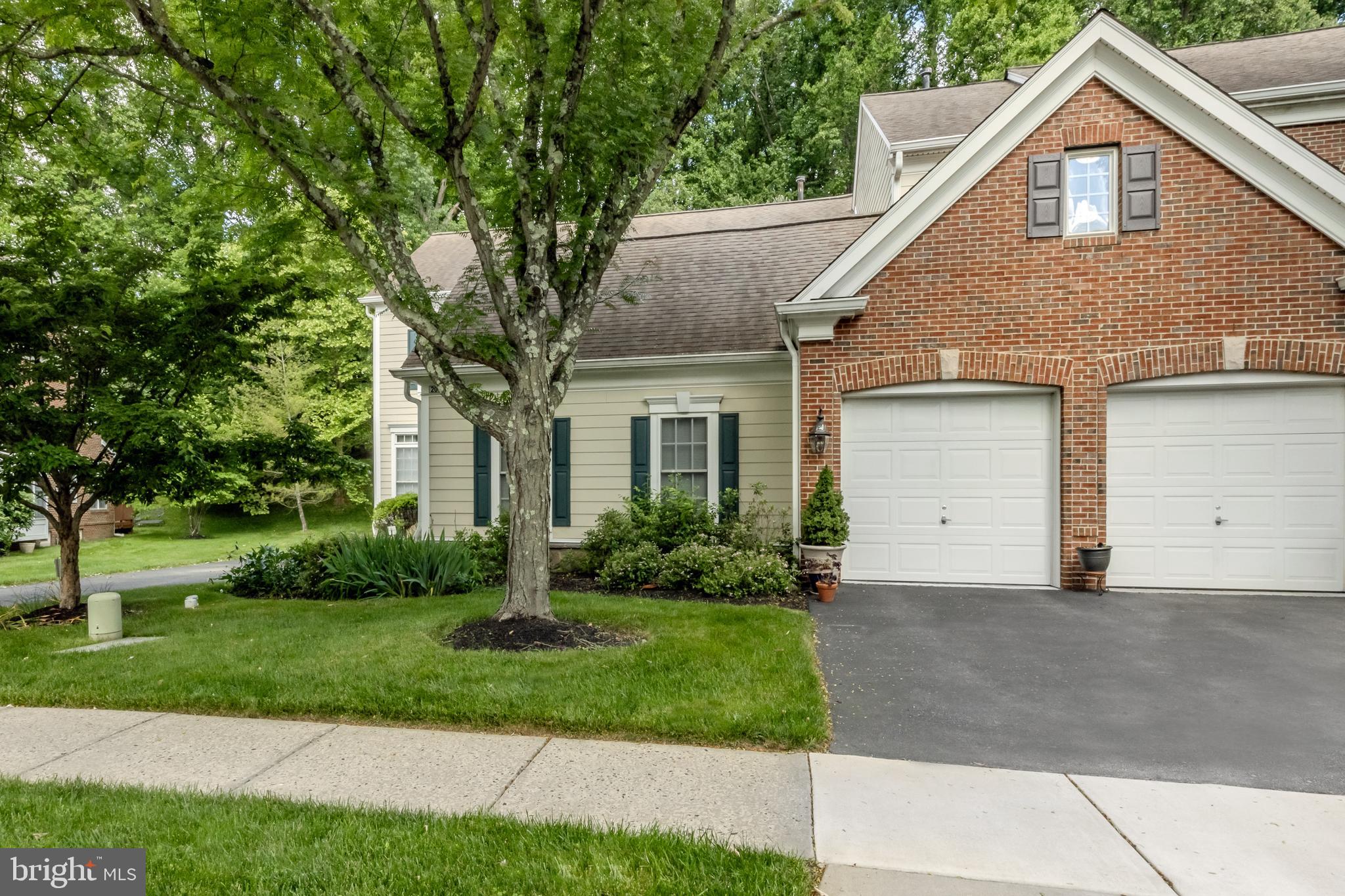 208 Excalibur Dr